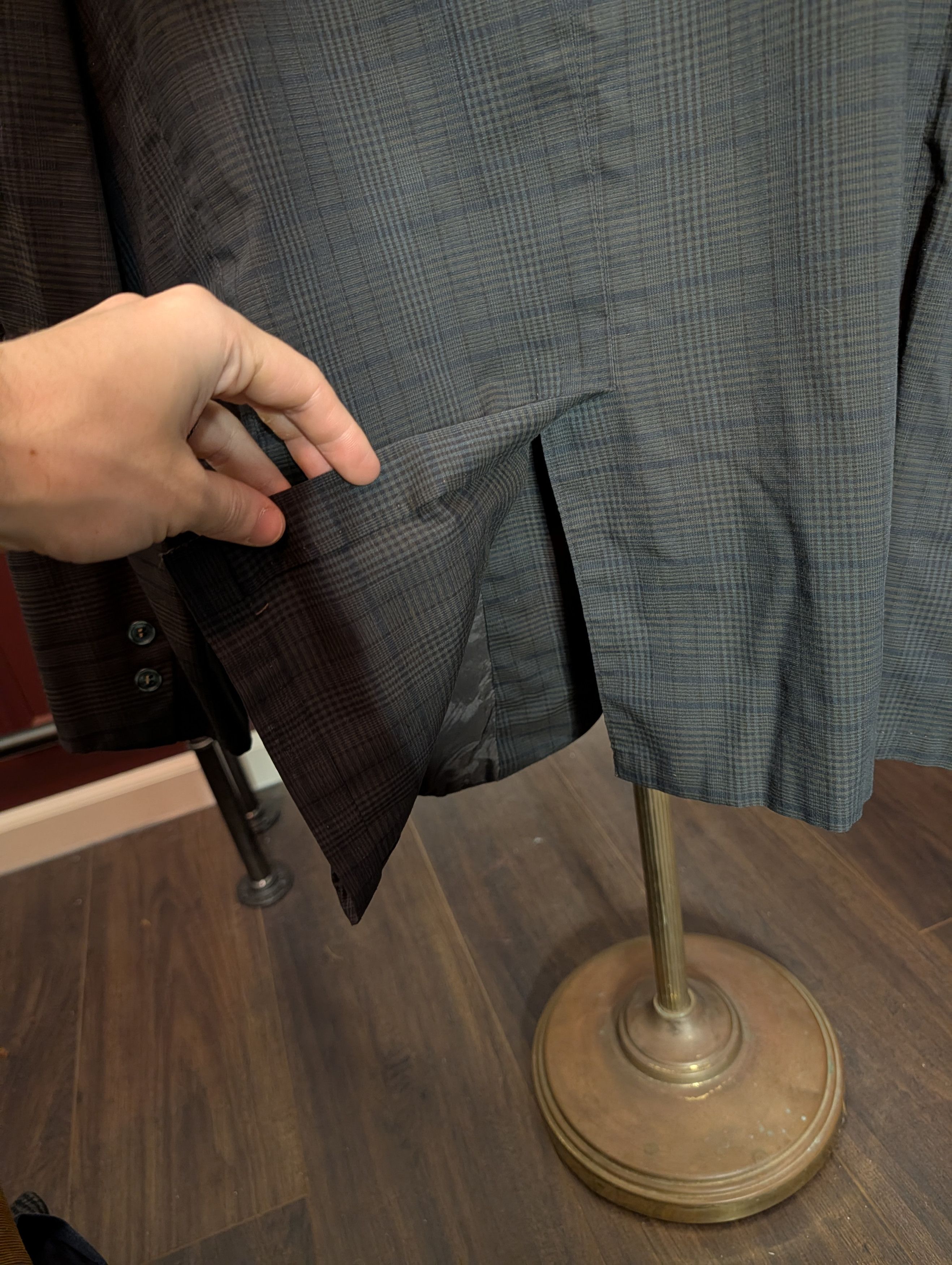 Vintage MAVEST vtg gray/green plaid MiUSA cotton sport coat Size 38S - 9 Thumbnail