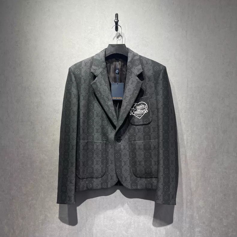 Louis Vuitton Louis Vuitton Old flower full print suit jacket Size US M / EU 48-50 / 2 - 1 Thumbnail