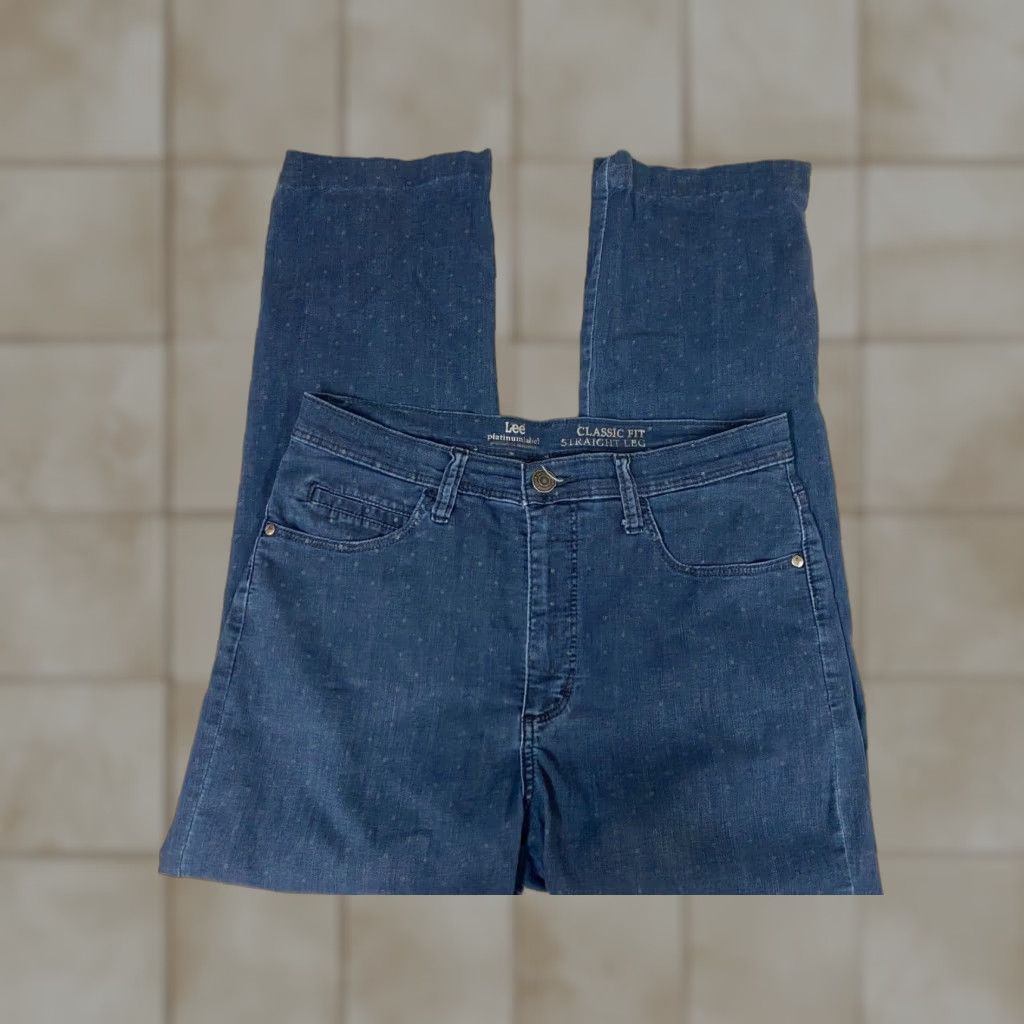 Lee Lee Womens Jeans 30x26 Blue Platinum Label Straight Classic Fit Denim Cotton Jeans Zip Pockets Regular Inseam 26in 30in Lee Classic Fit Women's Boyd? Size 30" / US 8 / IT 44 - 1 Thumbnail