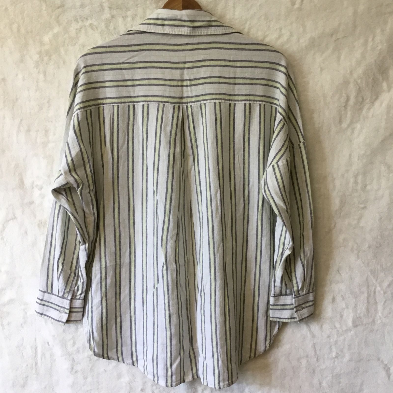 Loft Loft White w/Green Strip Tie Front Shirt Size S / US 4 / IT 40 - 8 Thumbnail