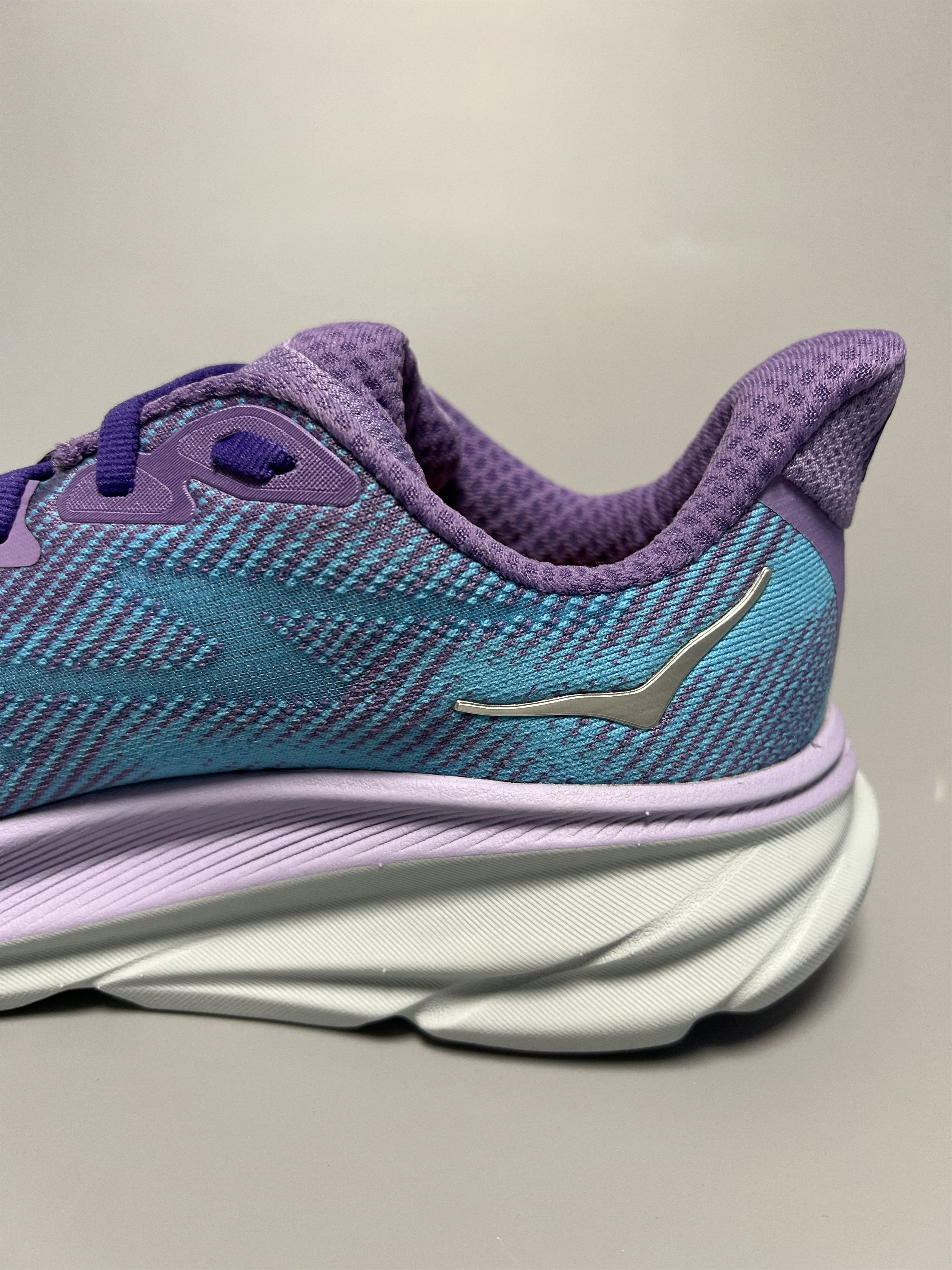Hoka 7B Hoka One One Clifton 9 Running Shoes Walking Gym Size US 7 / IT 37 - 11 Thumbnail