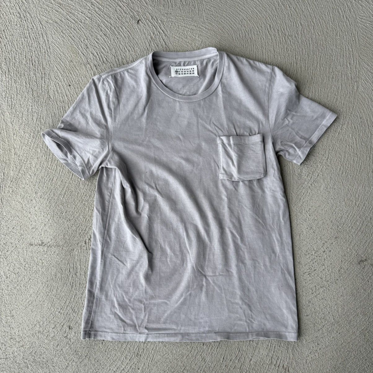 Maison Margiela S/S 10 ‘Smokers’ Pocket T Shirt Size US S / EU 44-46 / 1 - 13 Thumbnail