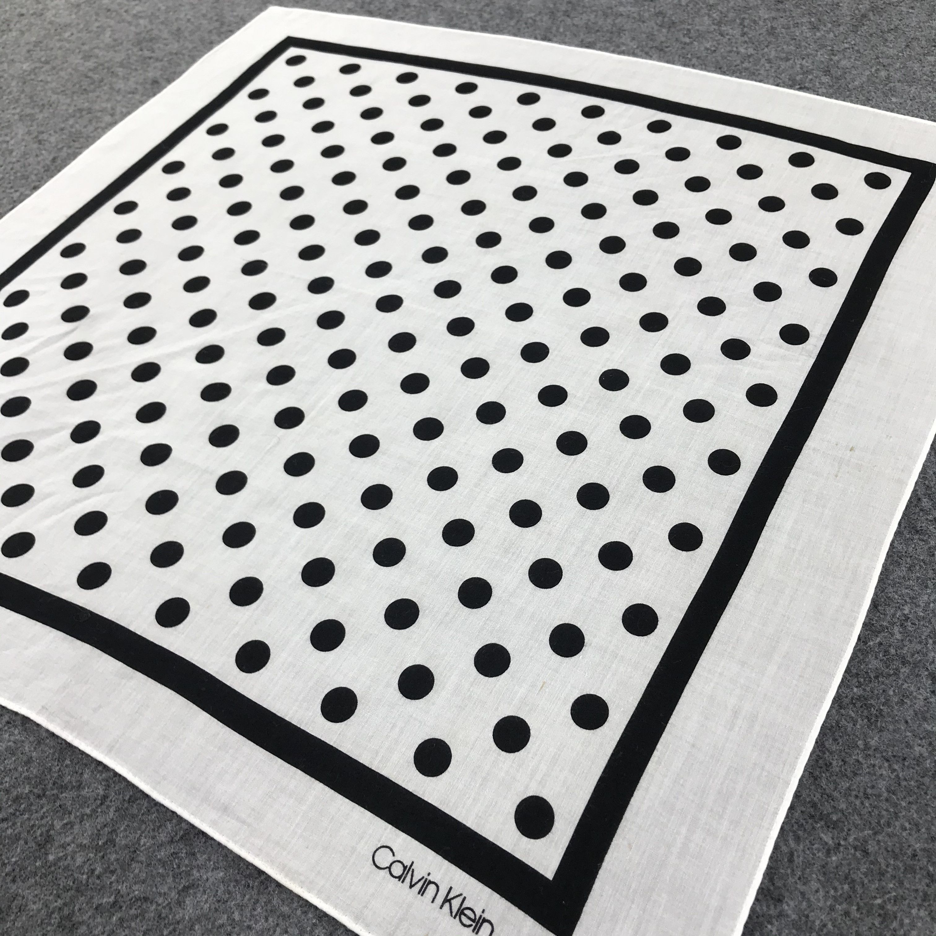 Calvin Klein Calvin Klein Polka Dots Handkerchief Neckerchief H489 Size ONE SIZE - 5 Thumbnail