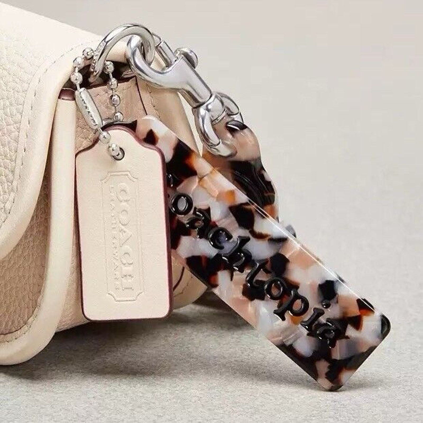 Coach NWT Coach Mini Wavy Dinky Bag Coachtopia White CQ852 Size ONE SIZE - 11 Thumbnail