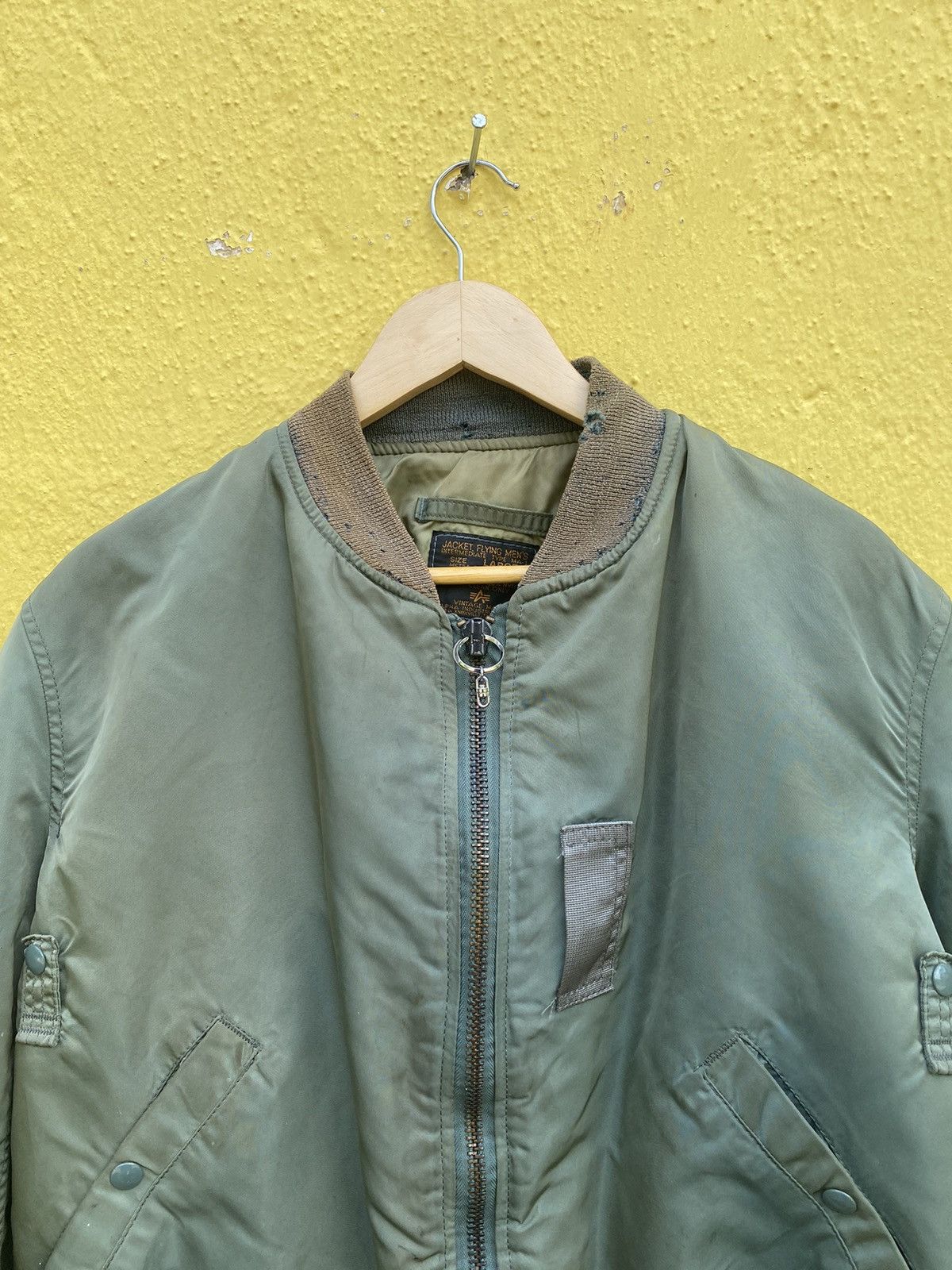 Alpha Industries Vintage MA-1 Alpha industries flying bomber jacket Size US L / EU 52-54 / 3 - 8 Thumbnail