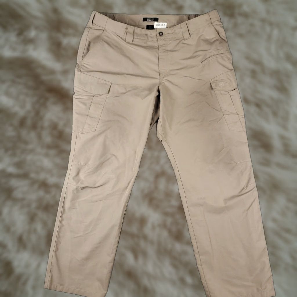 Vintage 5.11 Tactical Series Pants Mens 44x32 Beige Work Cargo Trousers STAINED Size US 44 / EU 60 - 1 Thumbnail