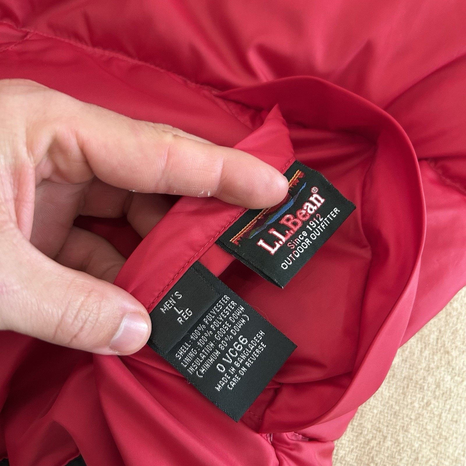 L.L. Bean Ll Bean Goose Down Puffer Reversible Red Black Vest Large Size US L / EU 52-54 / 3 - 3 Thumbnail