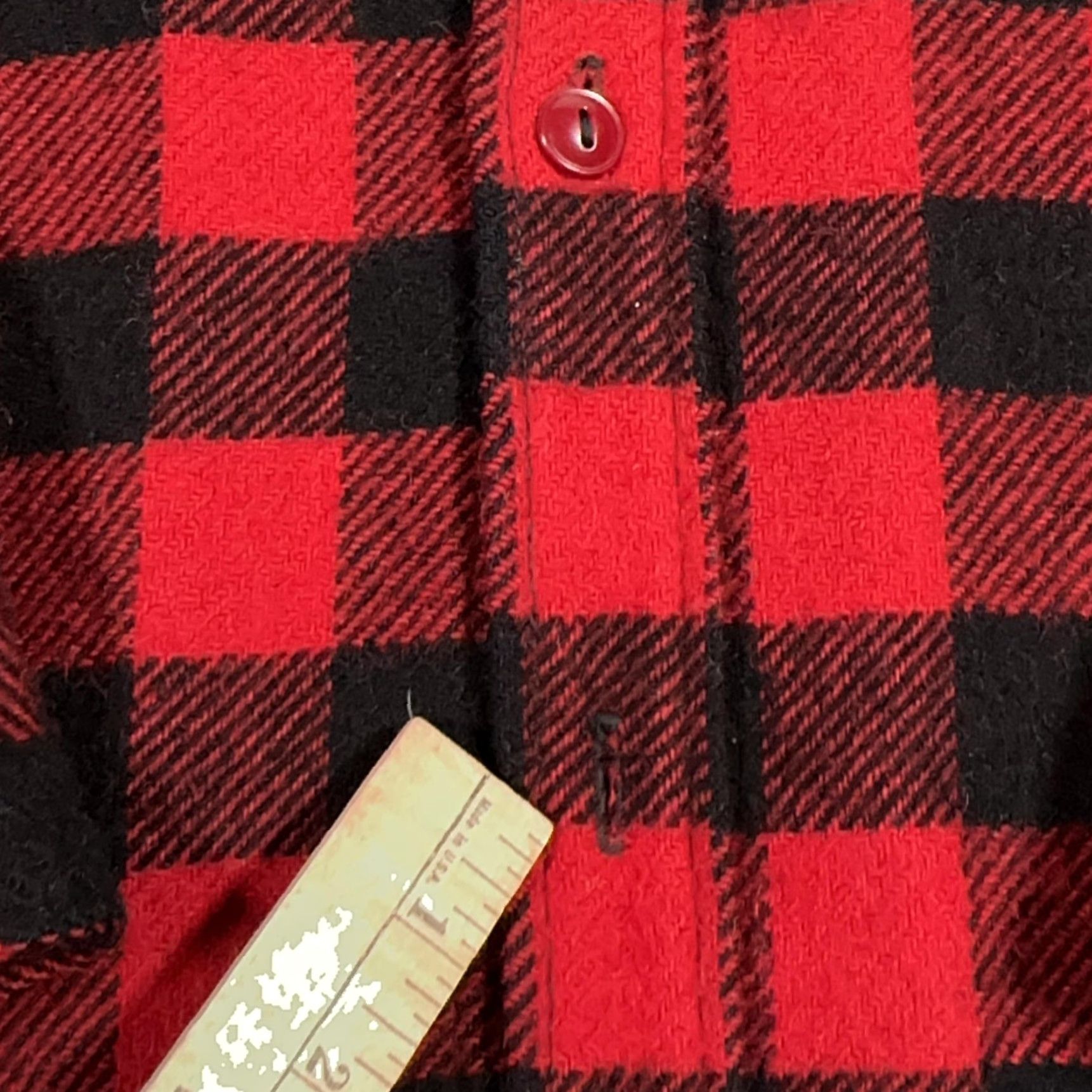Vintage VINTAGE Woolrich Flannel Shirt Mens Large Red Black Buffalo Plaid 1950s Long Sleeve Classic Workwear Size US L / EU 52-54 / 3 - 4 Thumbnail