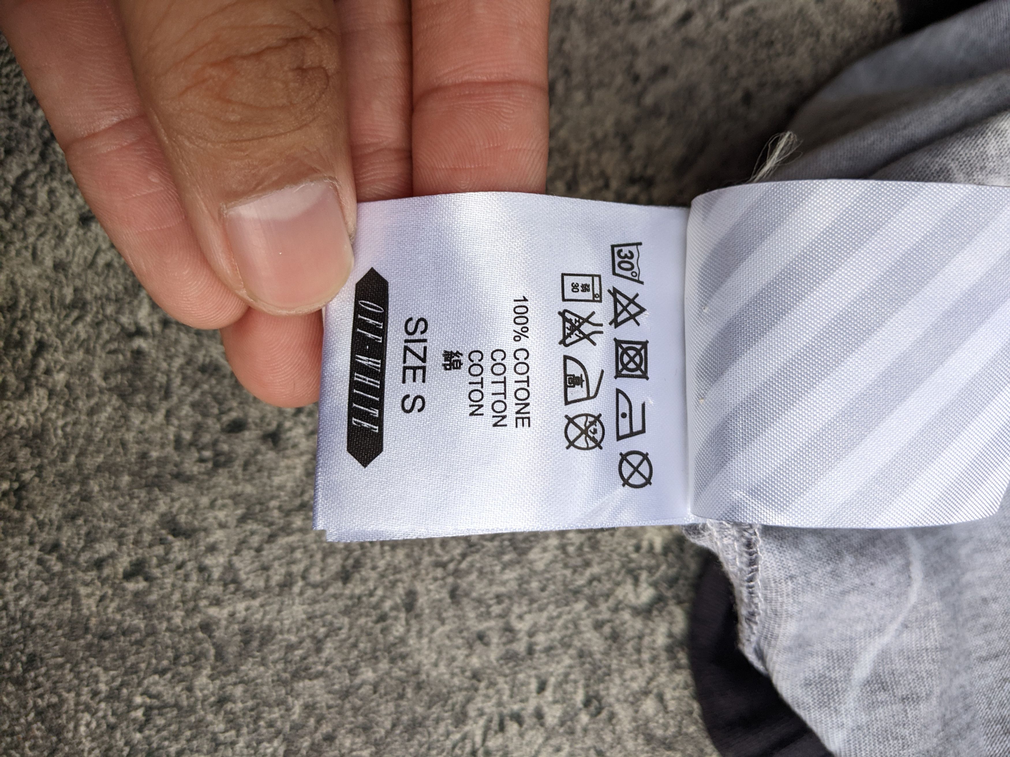 Off-White Off White Marble Caravaggio Size US S / EU 44-46 / 1 - 7 Thumbnail