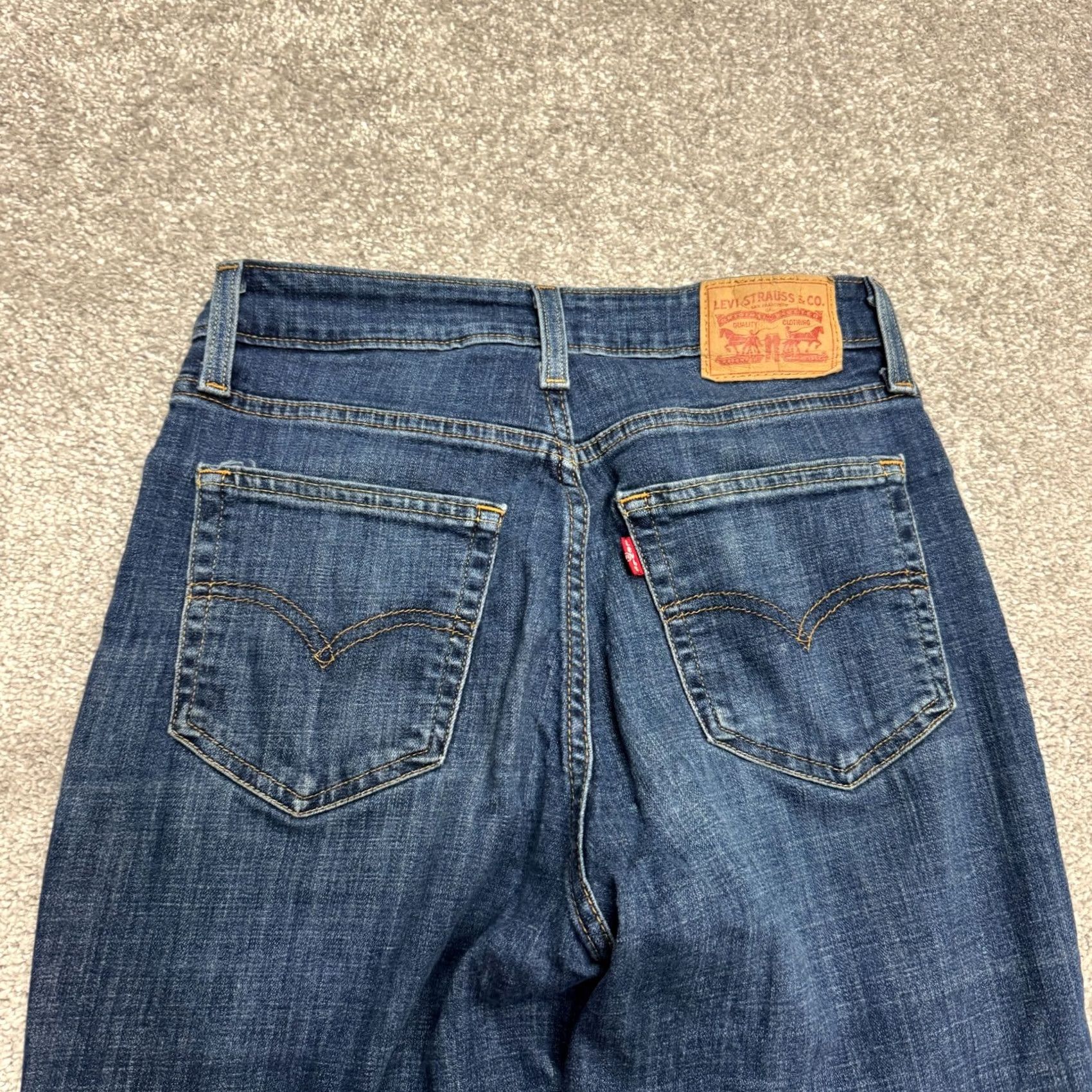 Levi's Levi's 721 High Rise Skinny Denim Jeans Womens 28x30 Blue Dark Wash Stretch Size 28" / US 6 / IT 42 - 4 Thumbnail