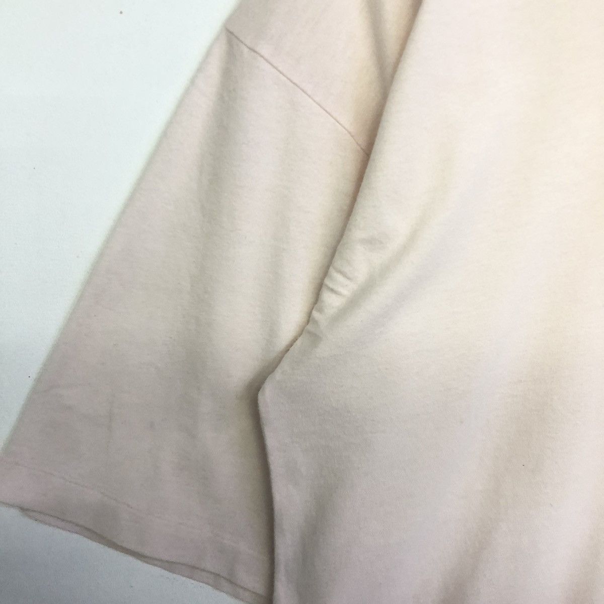 Designer × Marc Jacobs Marc Jacobs Plain Pocket Minimalist Tshirt Size US S / EU 44-46 / 1 - 9 Thumbnail
