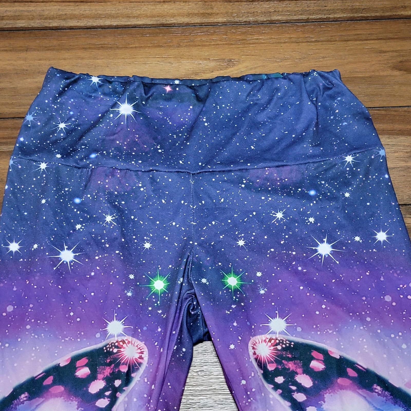 Other Cosmic Butterflies Leggings - Size 2XL Size 32" / US 10 / IT 46 - 2 Thumbnail