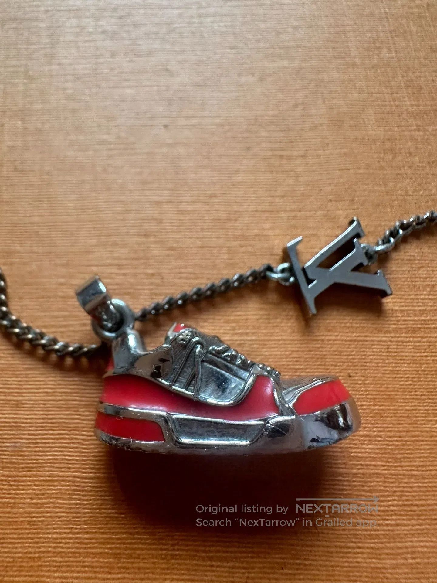 Louis Vuitton Louis Vuitton Enamel Trainer Shoe Necklace. Size ONE SIZE - 2 Thumbnail