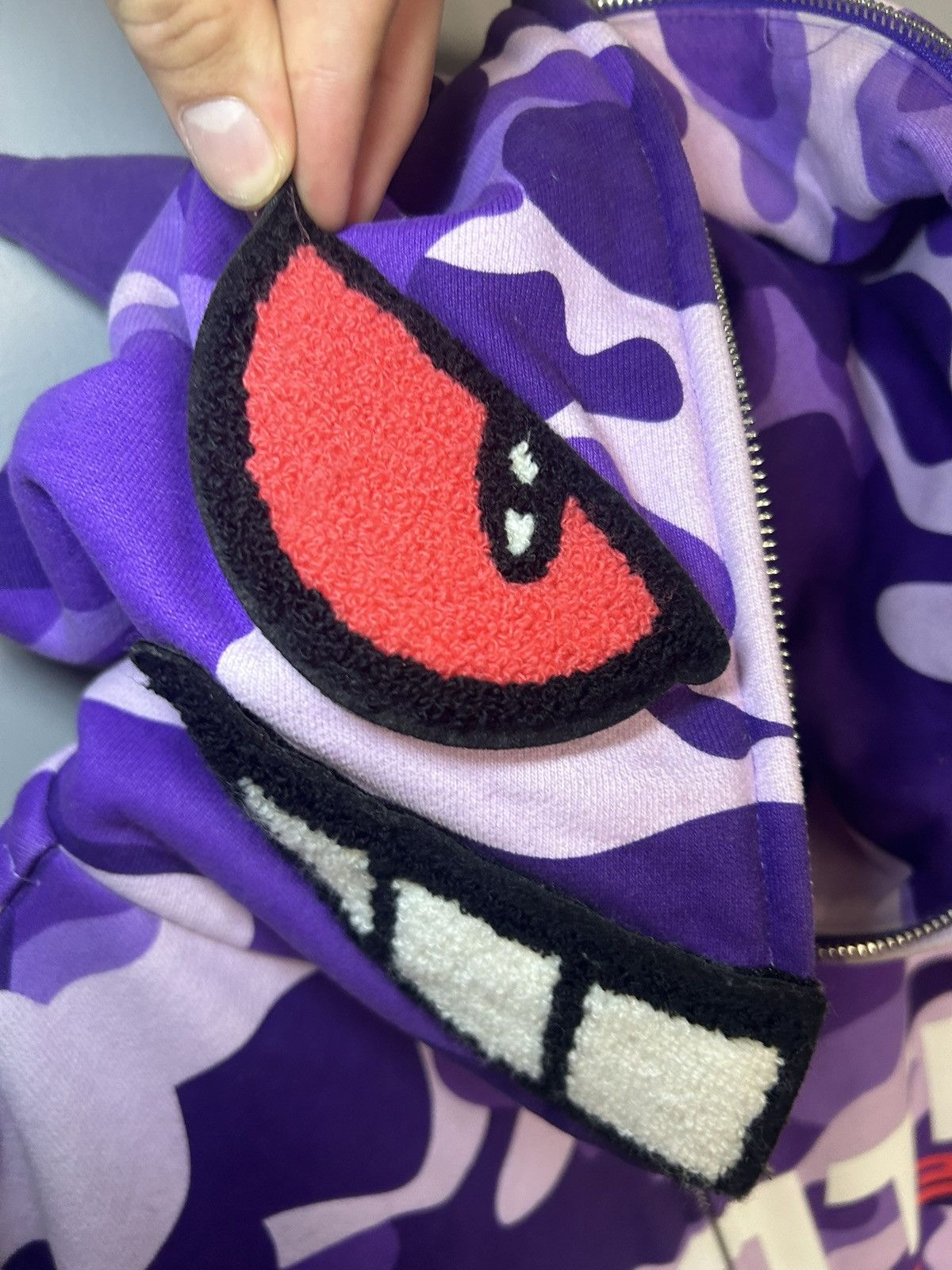 Kanto Starter Kanto Starter Gengar purple camo full zip with velcro face Size US XL / EU 56 / 4 - 6 Thumbnail