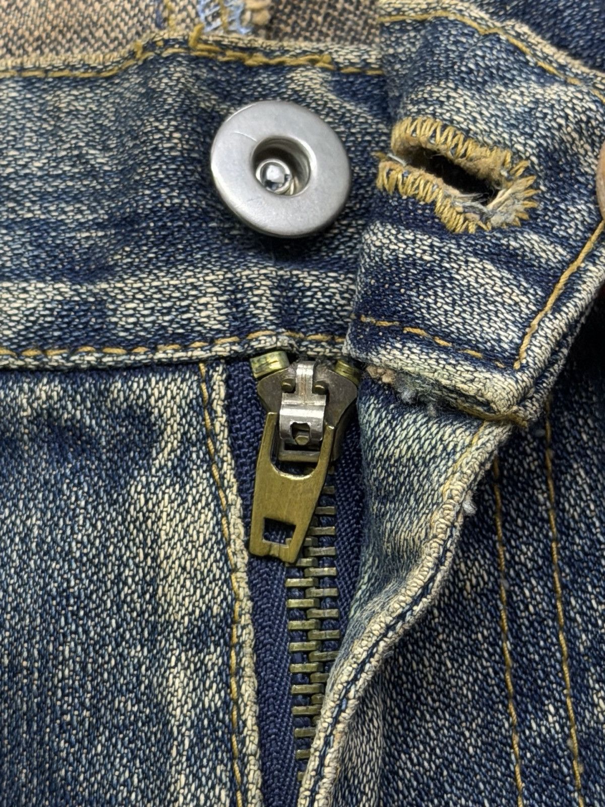 Hysteric Glamour Vintage Y2K Japanese Brand distressed jeans Crazy Fade | W31 Size US 31 - 9 Thumbnail