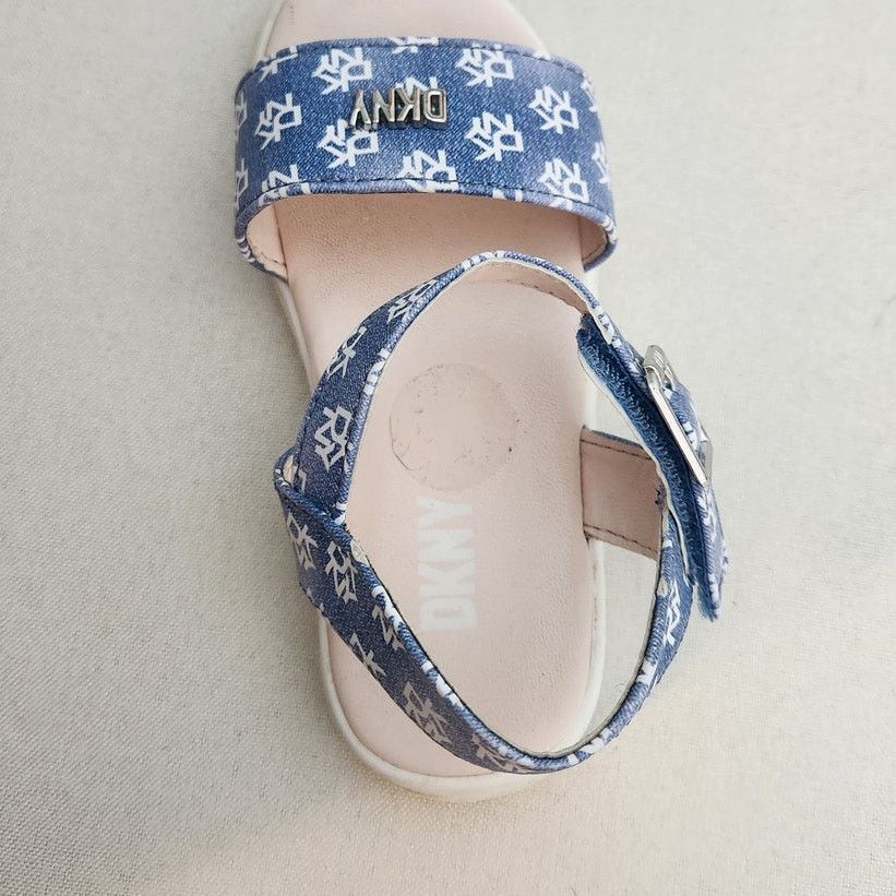 DKNY DKNY Little Girls Lottie Brea Logo Platform Sandals Size US 6 / IT 36 - 5 Thumbnail