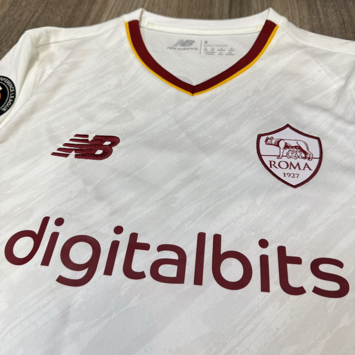 New Balance Roma 22/23 away shirt #22 Dybala Size US S / EU 44-46 / 1 - 3 Thumbnail