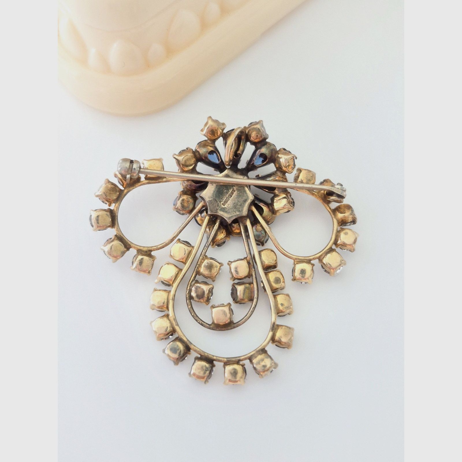 Other Vintage 1940s Blue and Clear Rhinestone Brooch Size ONE SIZE - 3 Thumbnail