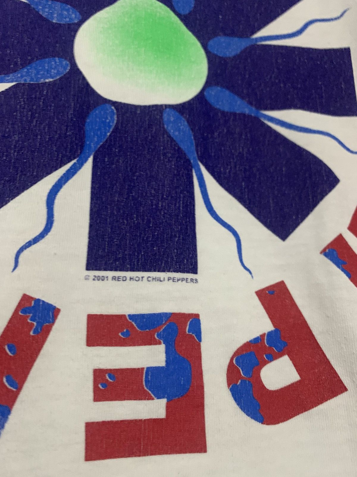Vintage Vintage Red Hot Chili Peppers Raglan Tee rhcp band Size US L / EU 52-54 / 3 - 4 Thumbnail