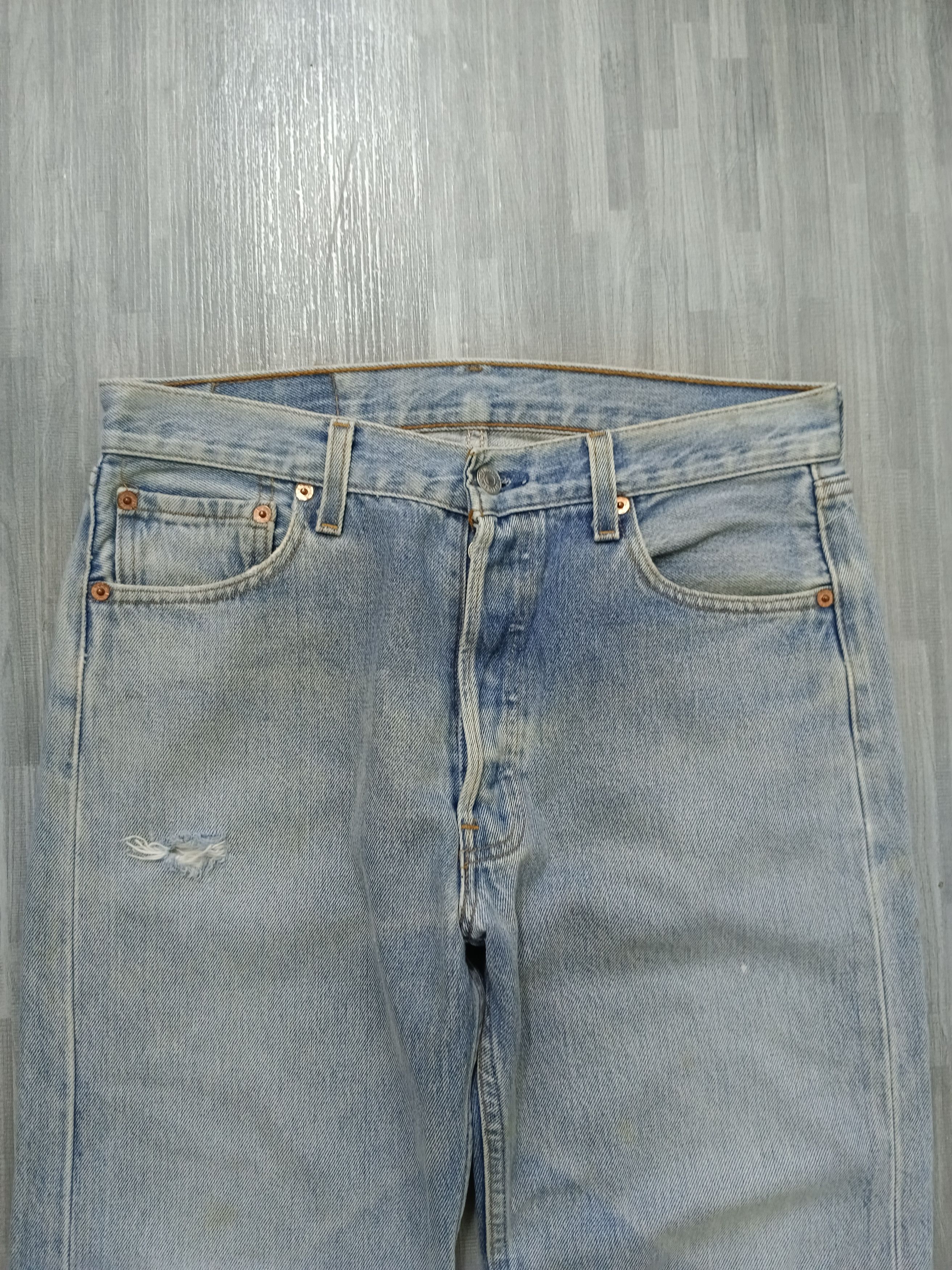 Levi's Vintage Clothing × Vintage SICK DISTRESSED LEVIS 501 90s DENIM PANTS Size US 30 / EU 46 - 4 Thumbnail