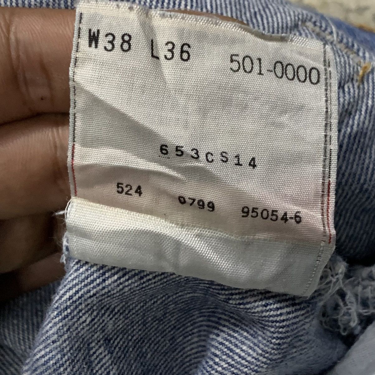 Levi's × Levi's Vintage Clothing × Vintage Vtg Levis 501xx Distressed Jean button 324 Size US 36 / EU 52 - 14 Thumbnail