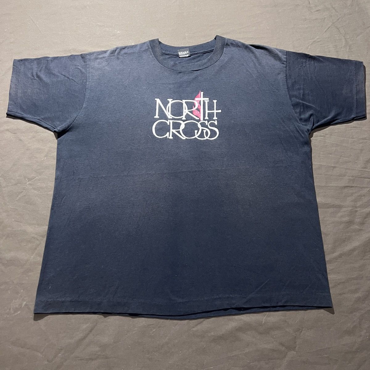 Vintage Vintage 90s North Cross Jesus God Holy Bible Tee XL Faded Size US XL / EU 56 / 4 - 2 Thumbnail