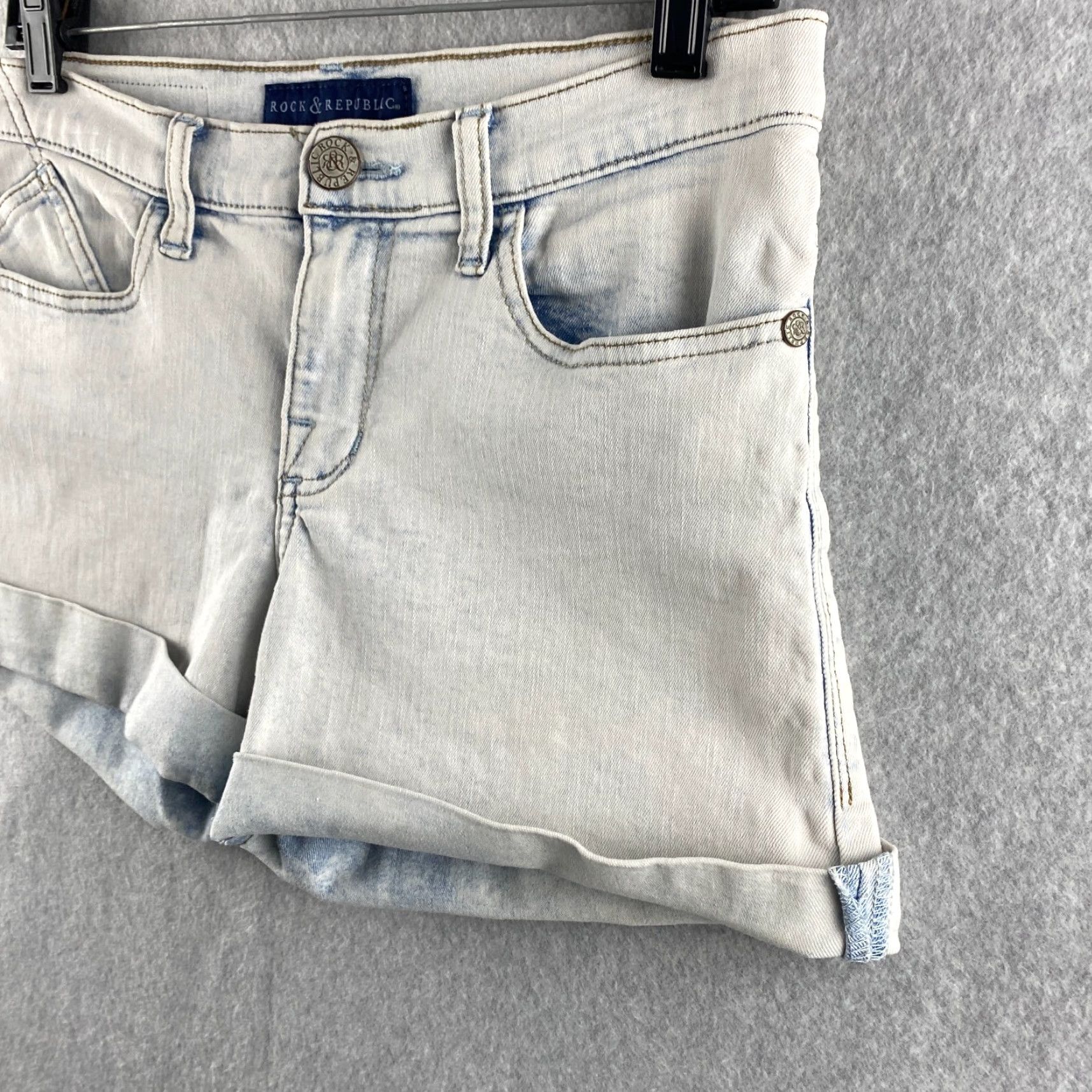 Vintage Rock Republic Jeans Shorts Womens 6 Light Acid Wash Stretch Casual Modern Pockets Logo Blue Adult Womens Size 28" / US 6 / IT 42 - 4 Thumbnail