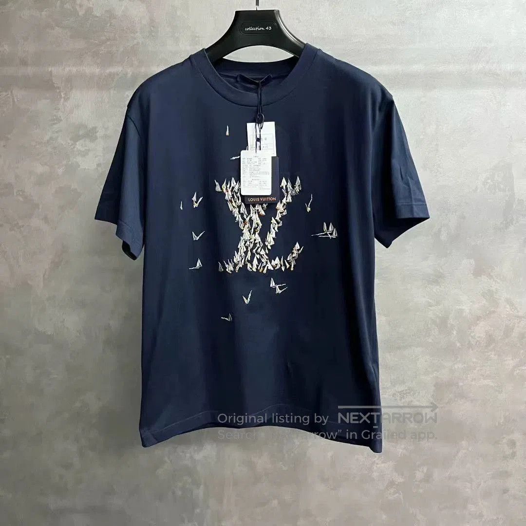Louis Vuitton louis vuitton blue logo short sleeve t-shirt. Size US M / EU 48-50 / 2 - 1 Thumbnail
