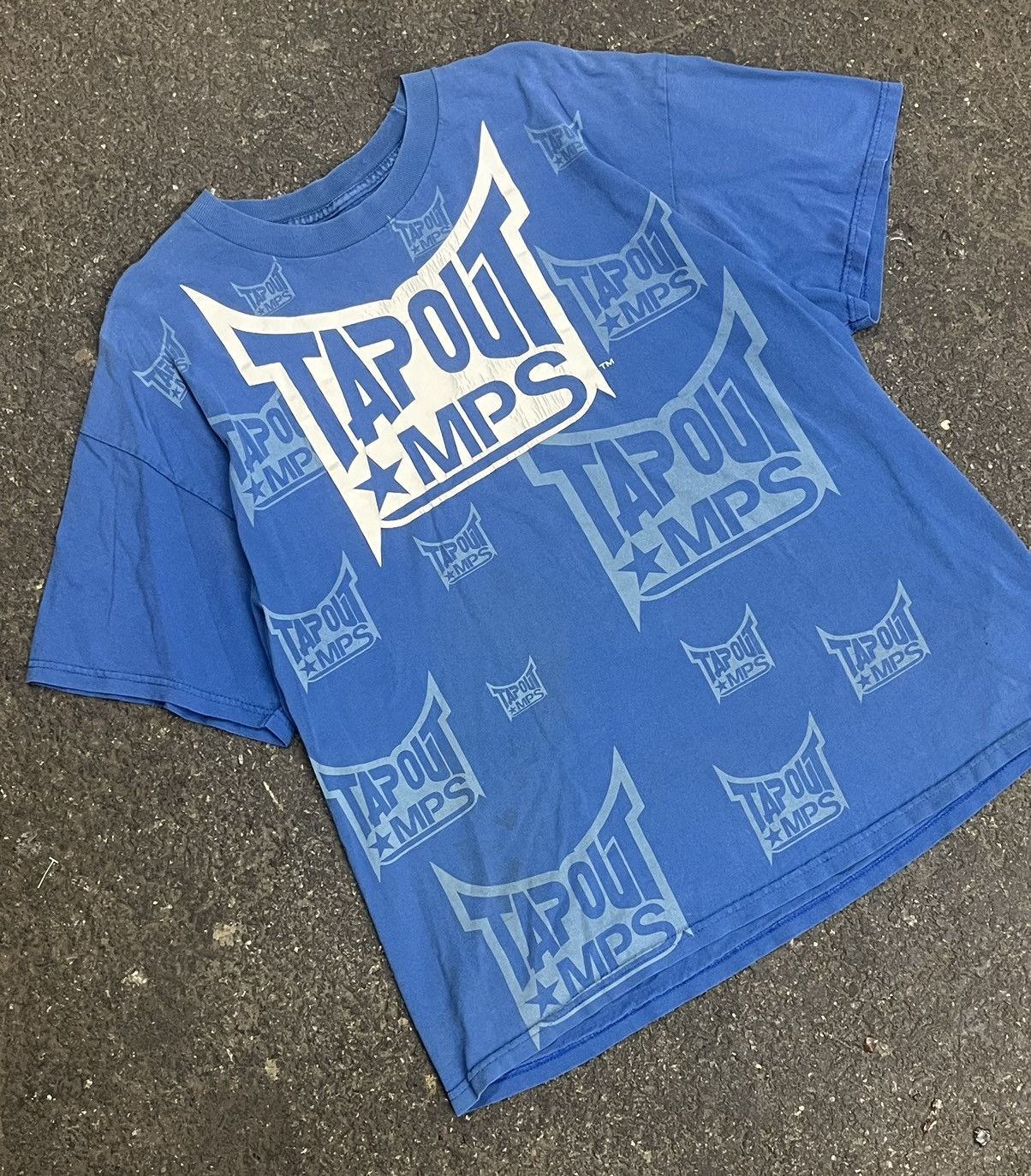 Tapout × Vintage Tap out y2k all over print shirt grunge skater rare hype Size US XL / EU 56 / 4 - 1 Thumbnail
