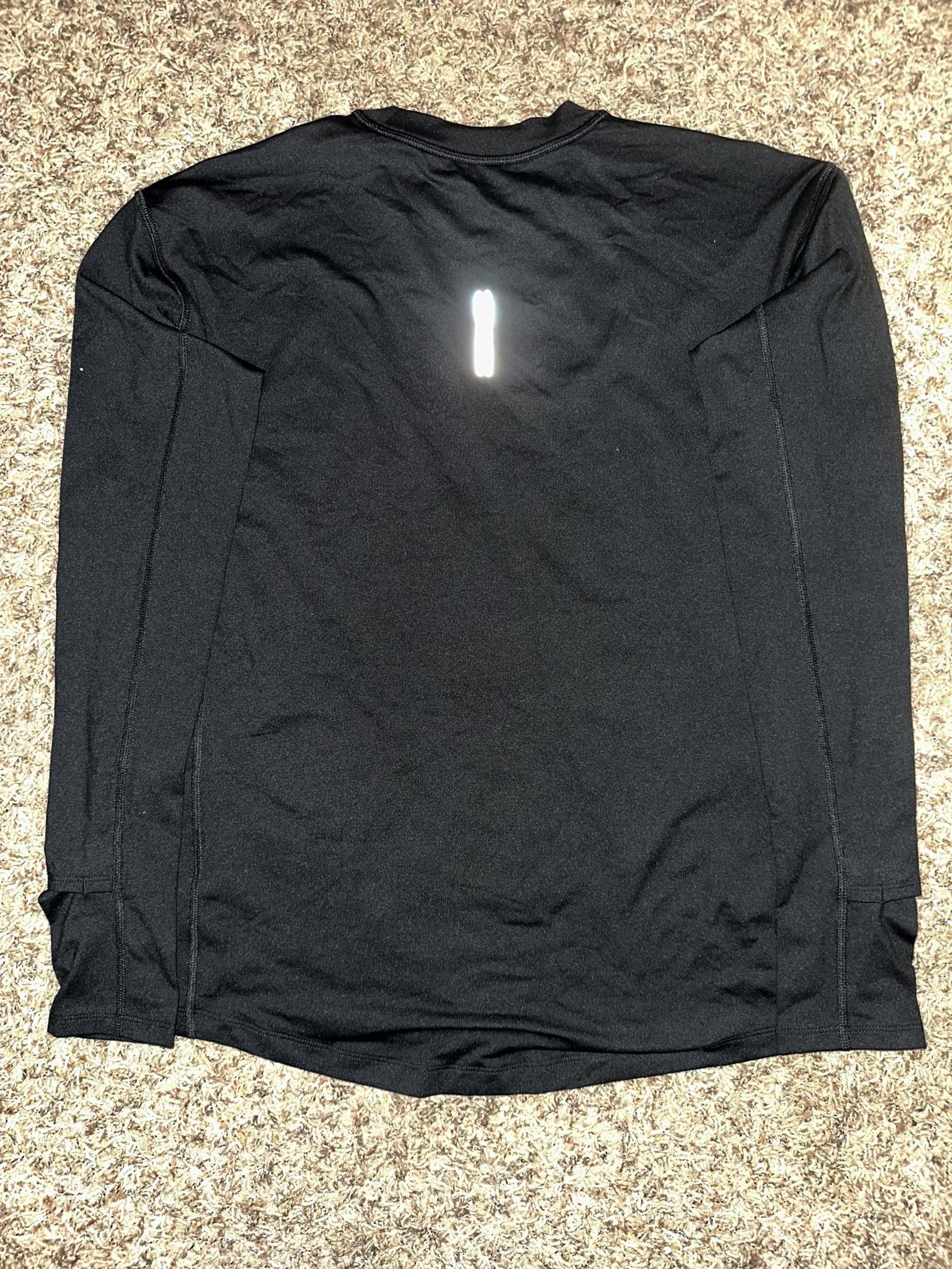 Nike Nike Women’s Dri-FIT Element Running Crew Neck Long Sleeve Black Shirt Sample Size S / US 4 / IT 40 - 7 Thumbnail