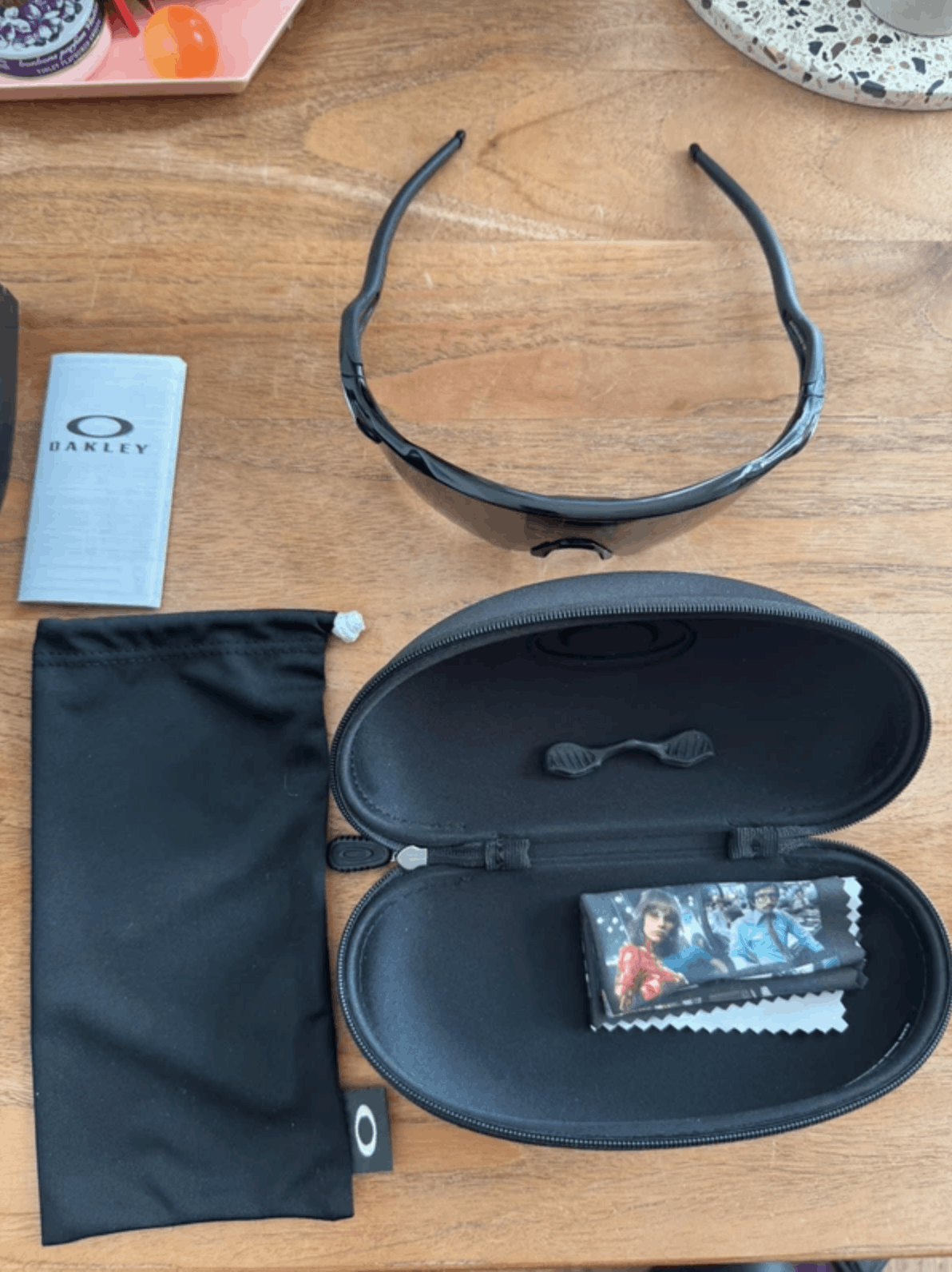 Oakley Oakley Radar EV Path Polished Black Size 38 - 9 Thumbnail