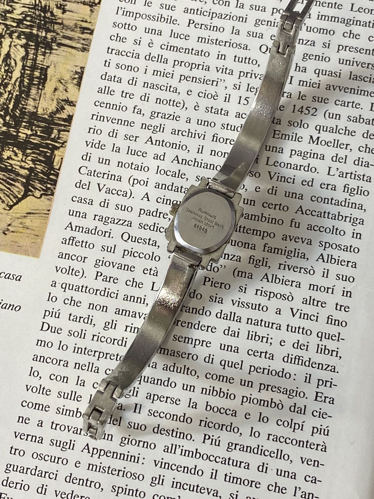 Jewelry Elegant Ladies Silver Wrist Watch Size ONE SIZE - 6 Thumbnail