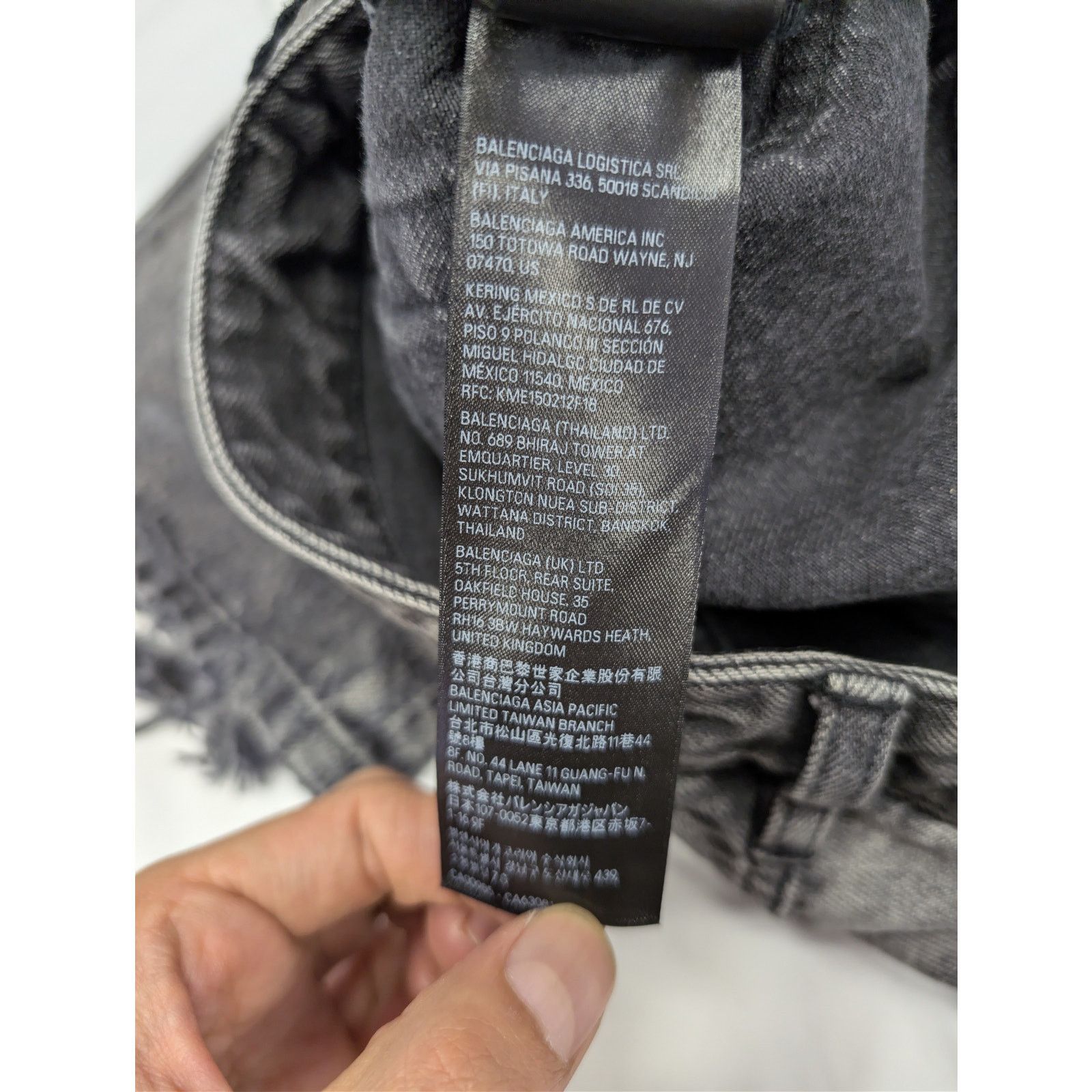Balenciaga o1rshd1 Organic Japanese Medium Fit Pants in Eco Black Size US 30 / EU 46 - 20 Thumbnail
