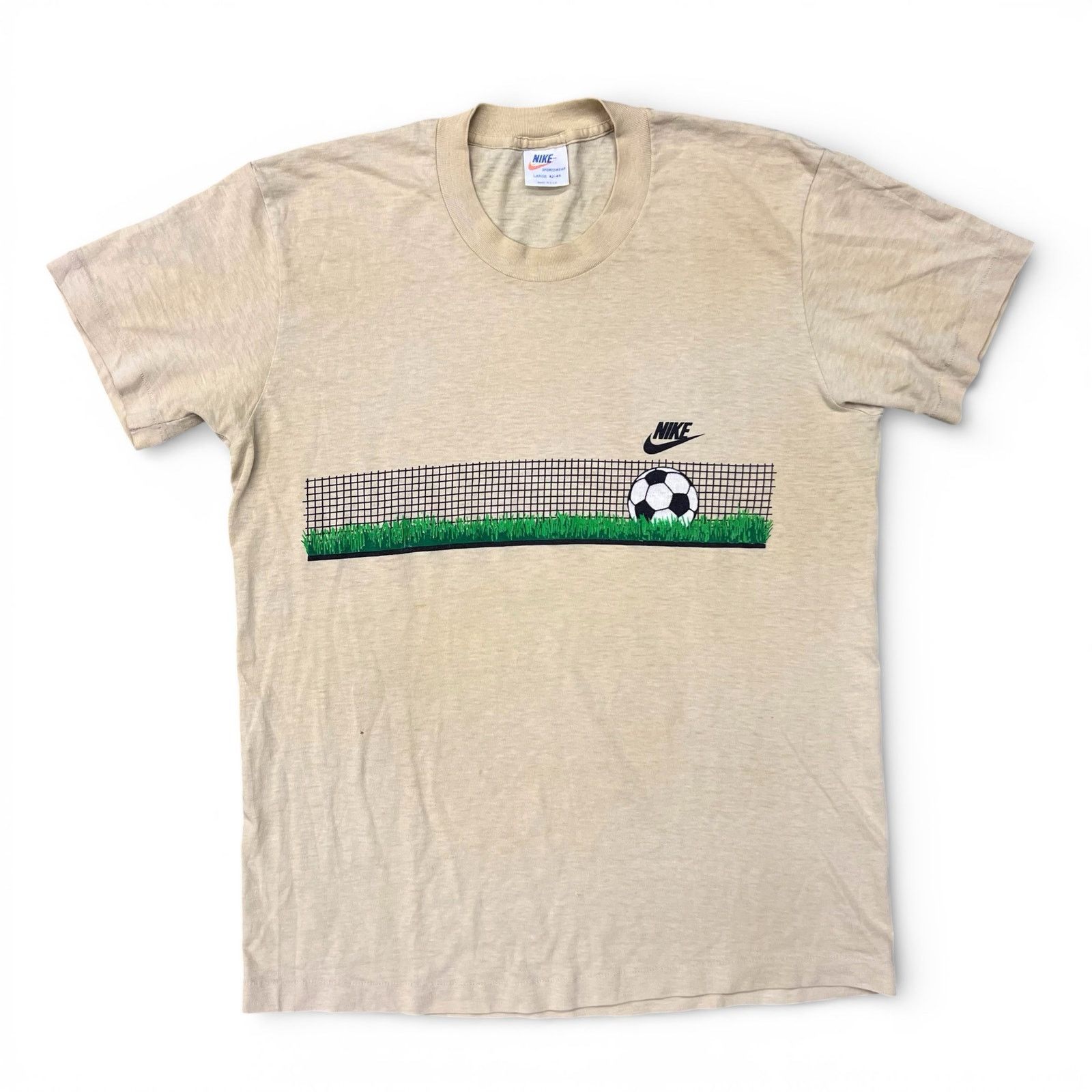 Nike × Vintage True Vintage 70s Nike Soccer Grass and Net Tan T Shirt L Size US L / EU 52-54 / 3 - 1 Thumbnail