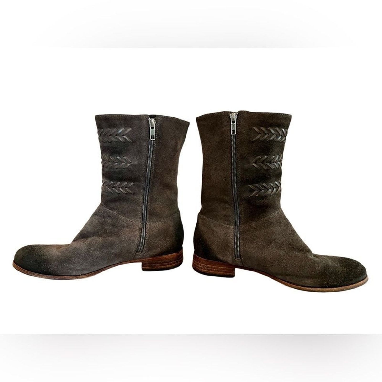 Ugg UGG Australia Western Mid Calf Brown Suede Distressed Boot 9 Size US 9 / IT 39 - 1 Thumbnail