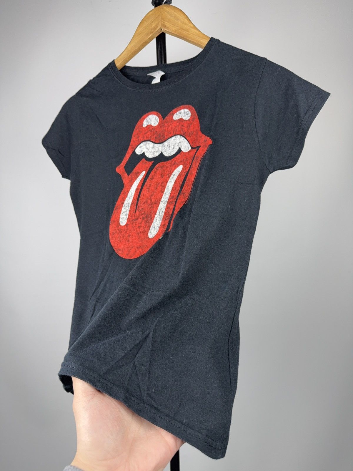 The Rolling Stones 2009 The Rolling Stones Tongue Logo Distressed Y2K T-Shirt Size M / US 6-8 / IT 42-44 - 3 Thumbnail