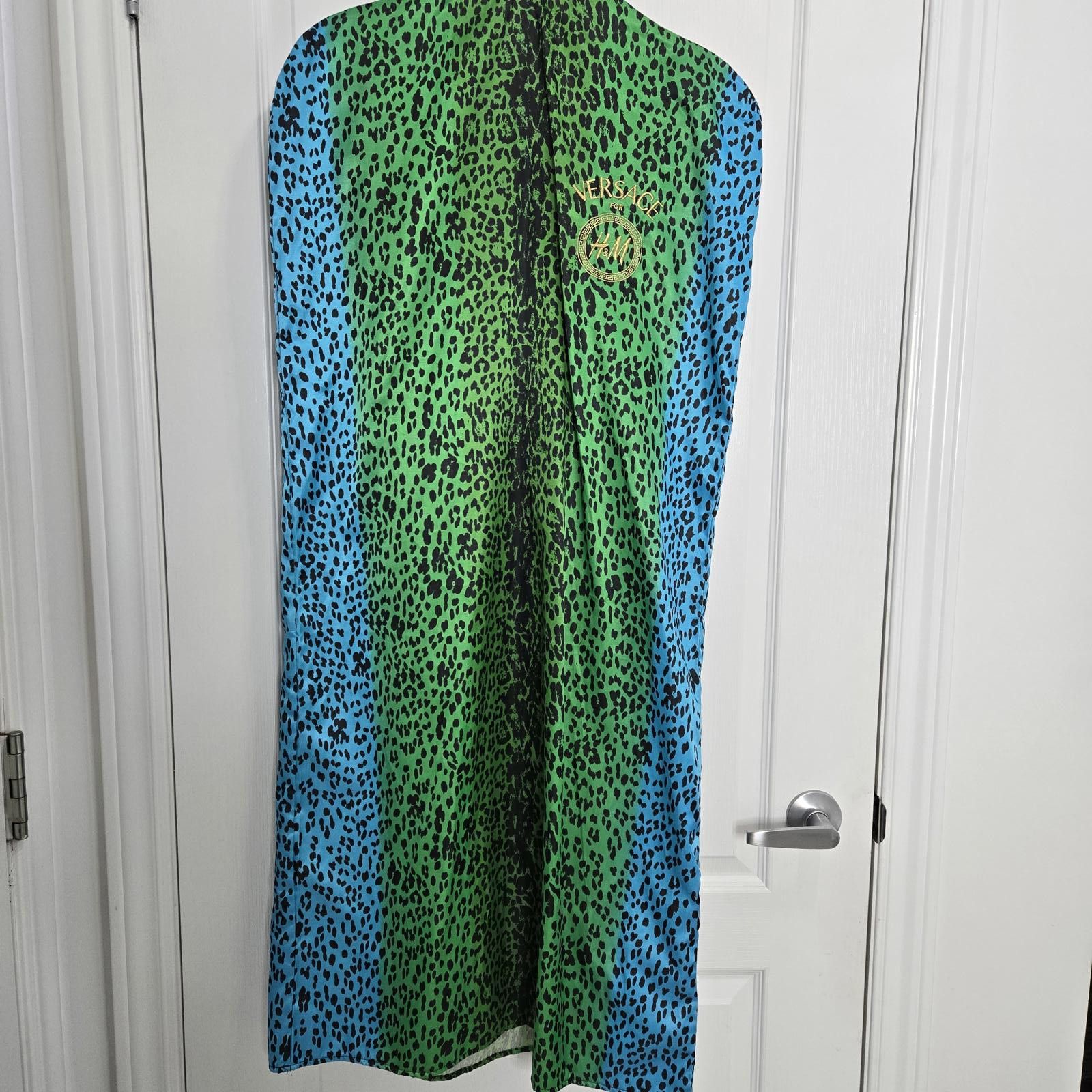 Other Versace for H&M Dress Red Silk Cocktail Mini Fitted Eyelet Size M / US 6-8 / IT 42-44 - 2 Thumbnail