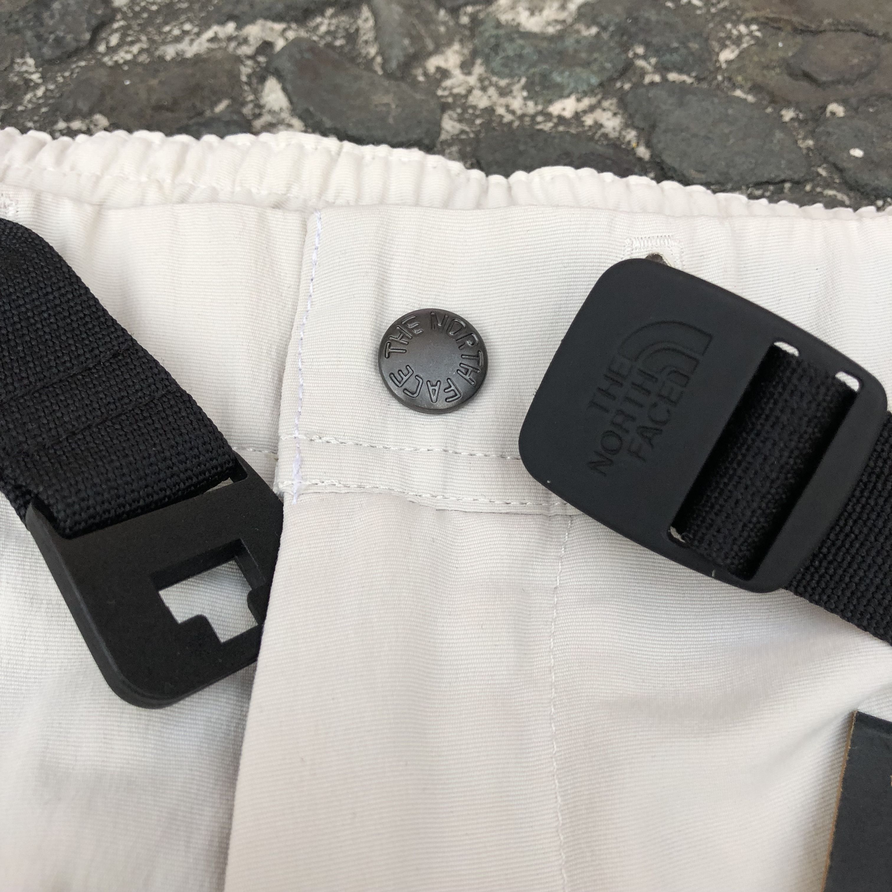 Supreme × The North Face Supreme x The North Face Trekking Zip-off Belted Pants Size US 34 / EU 50 - 8 Thumbnail