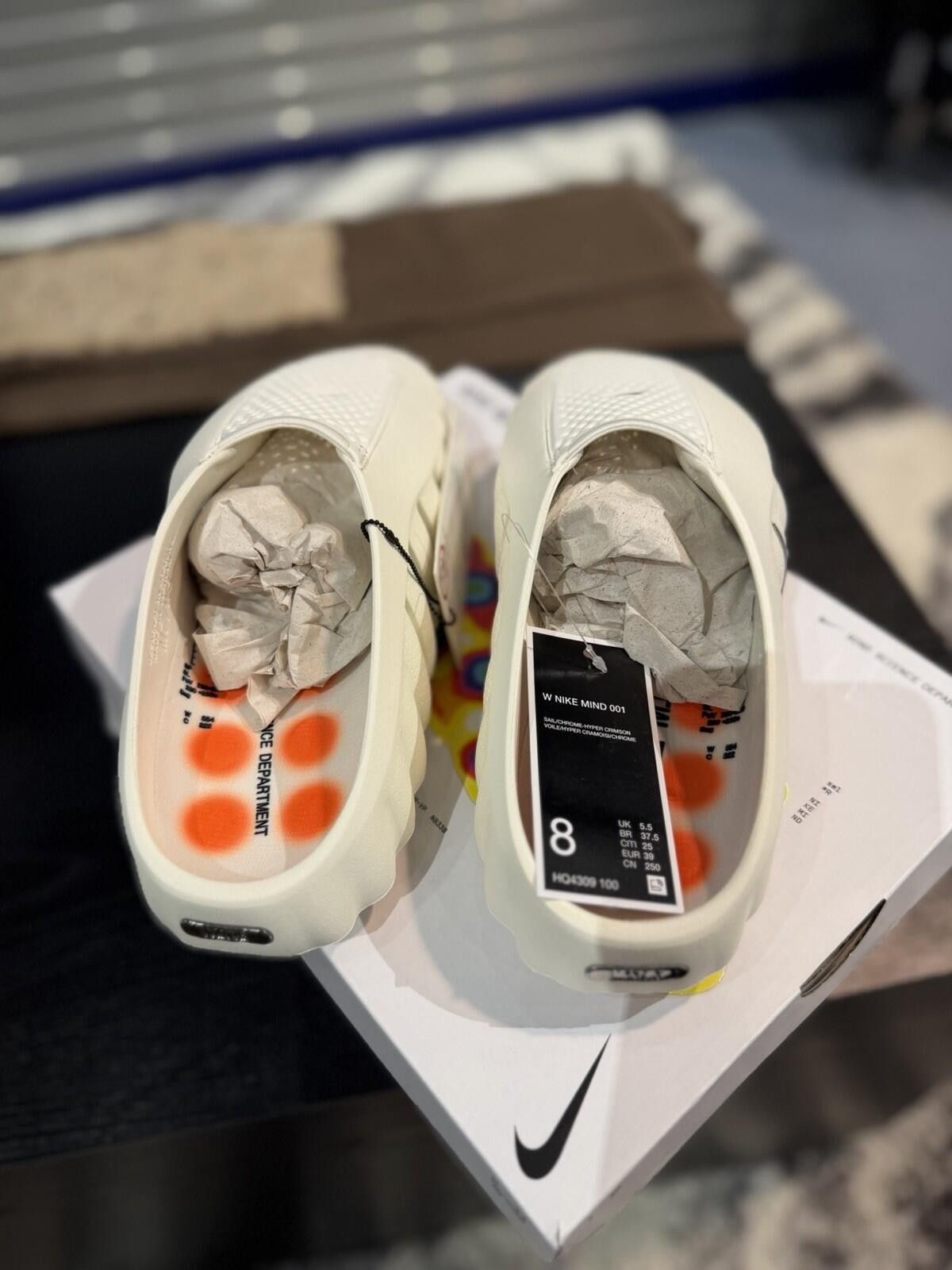 Nike Size 8W/7M Nike Mind Slide 001 Sail Brand New Women Release Size US 8 / EU 41 - 8 Thumbnail
