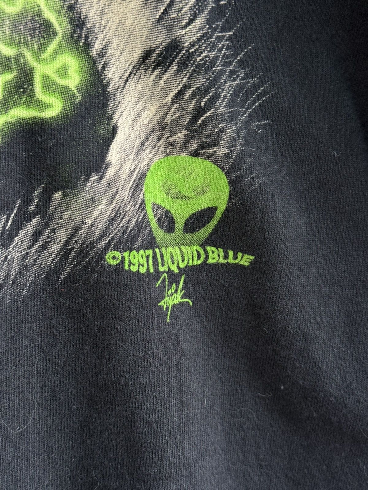 Liquid Blue Vintage 1997 Liquid Blue Alien UFO Graphic AOP T-Shirt Size US XL / EU 56 / 4 - 5 Thumbnail