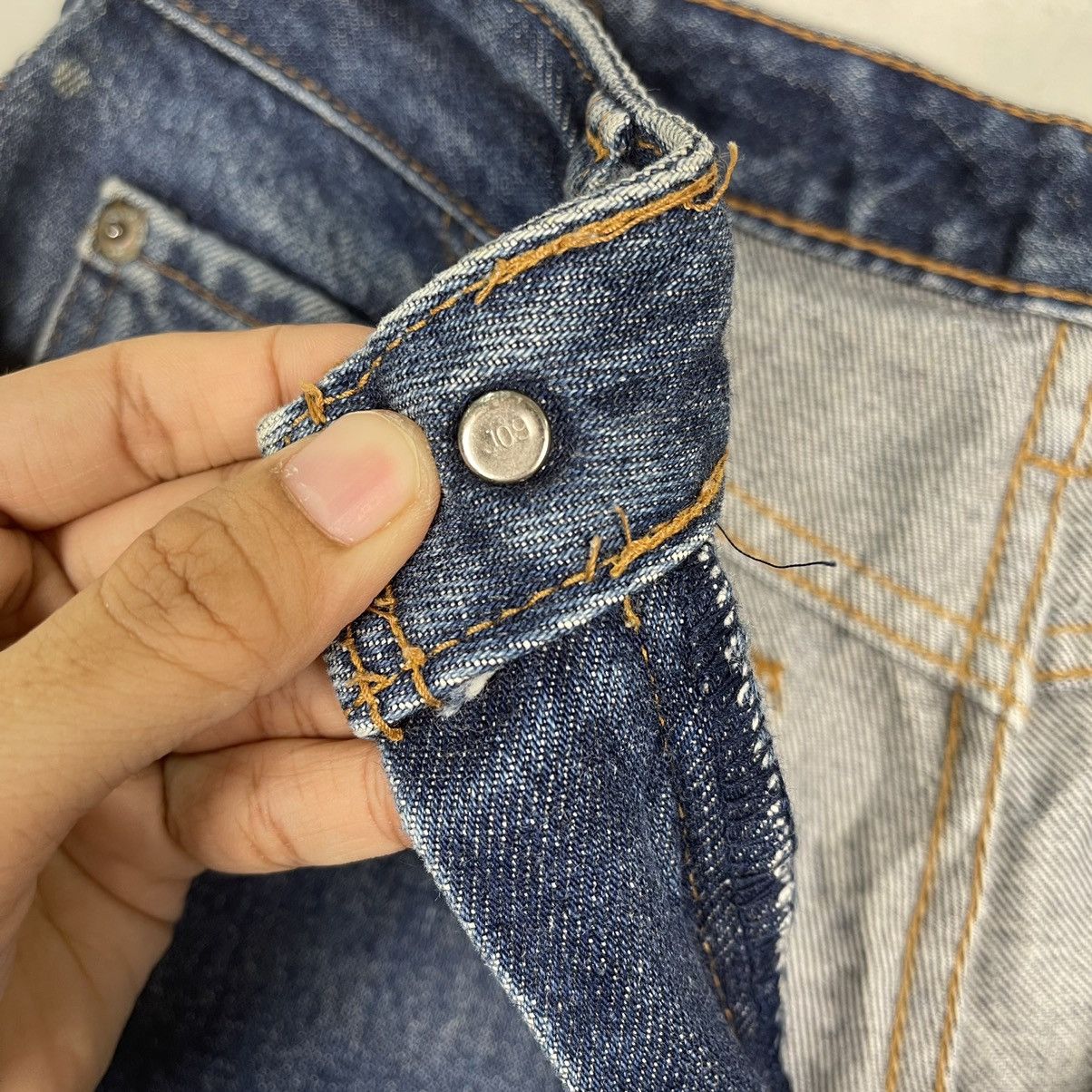 Levi's Levis Faded Blue Denim Jeans Size US 28 / EU 44 - 14 Thumbnail