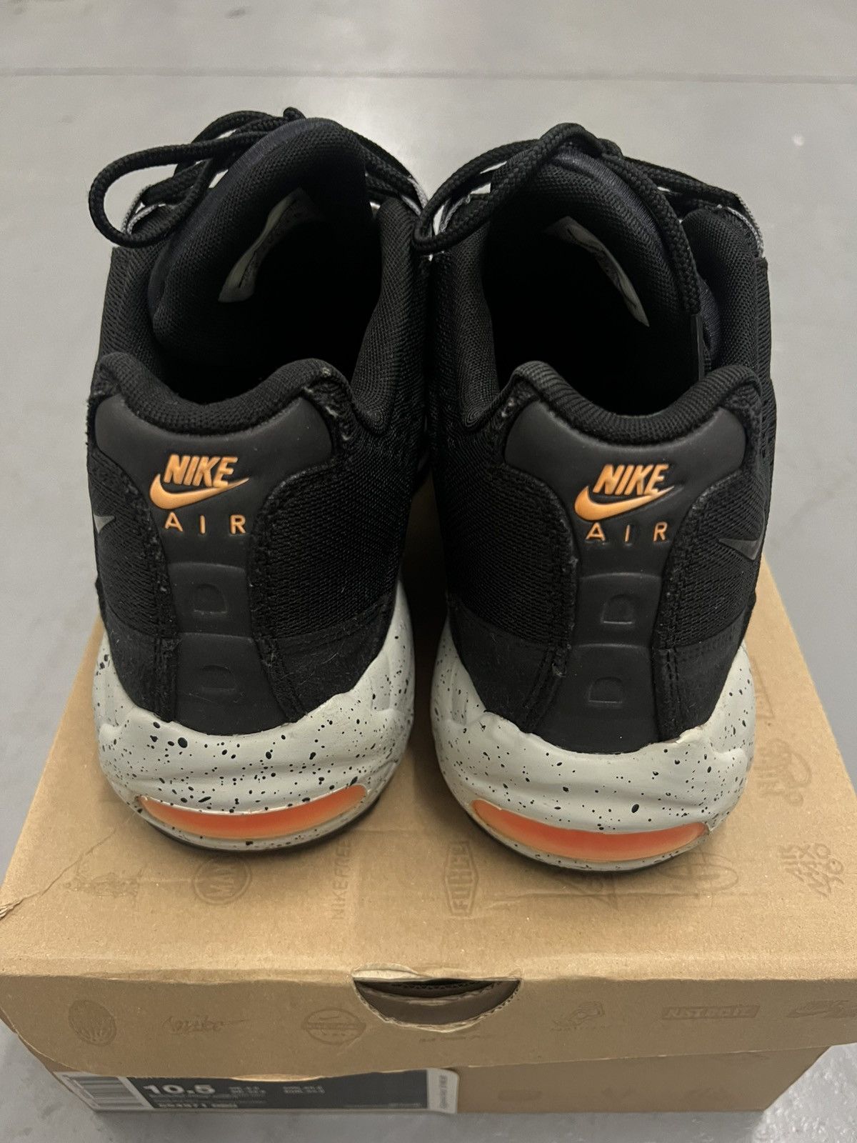 Nike Nike Air Max 95 Em Honolulu Size US 10.5 / EU 43-44 - 9 Thumbnail