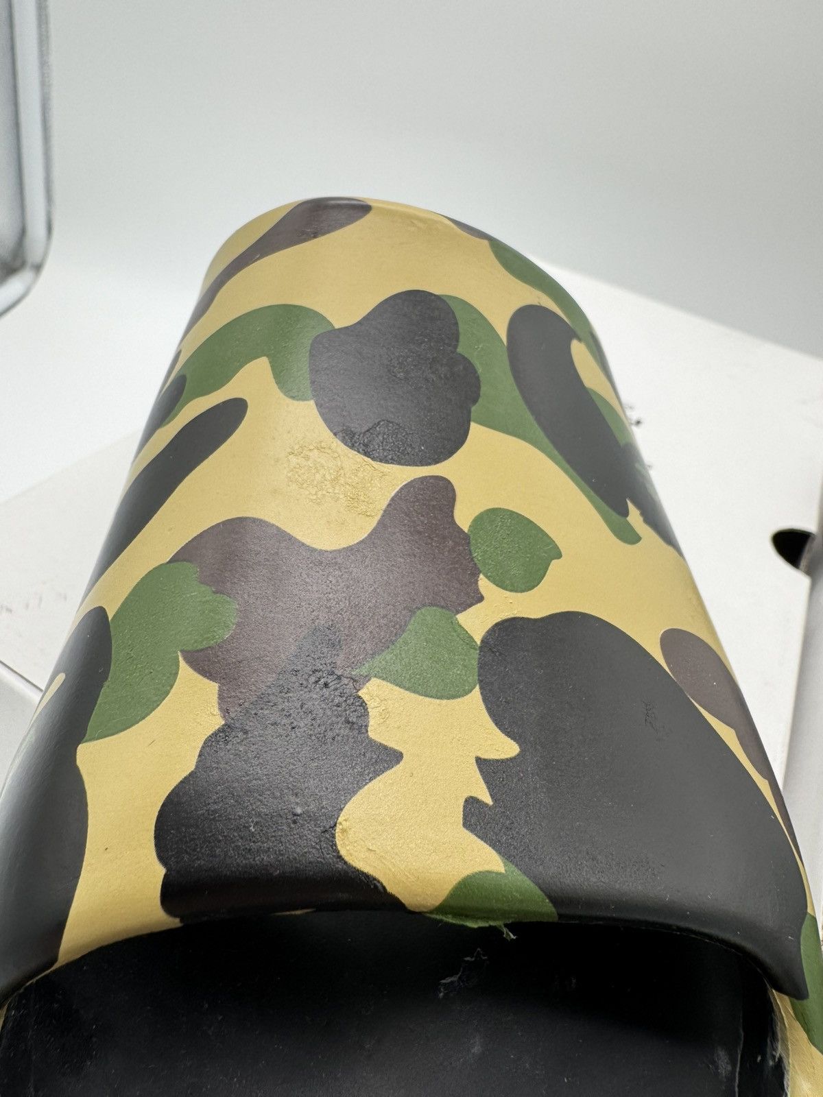 Bape Bape 1st camo slides yellow camo Size US 10 / EU 43 - 10 Thumbnail