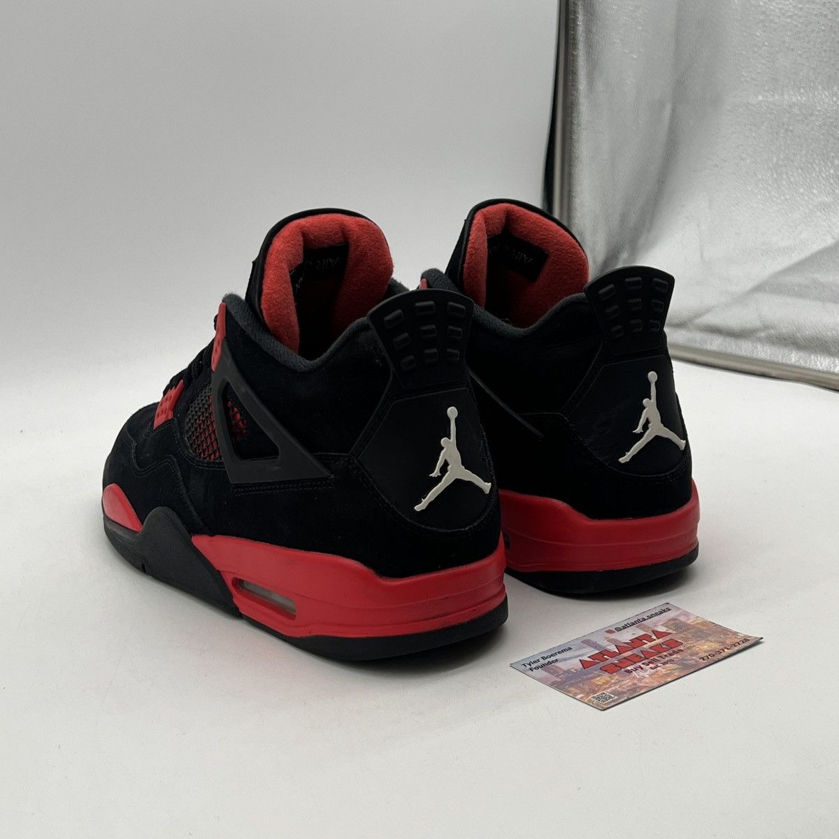 Jordan Brand Air Jordan 4 red Thunder Size US 10.5 / EU 43-44 - 4 Thumbnail