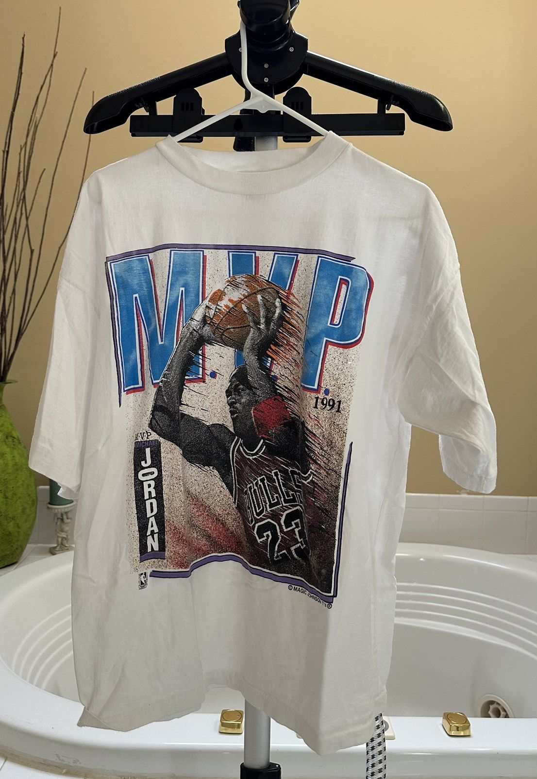 NBA × Vintage Vintage Michael Jordan 1991 MVP T-Shirt Size US XL / EU 56 / 4 - 1 Thumbnail