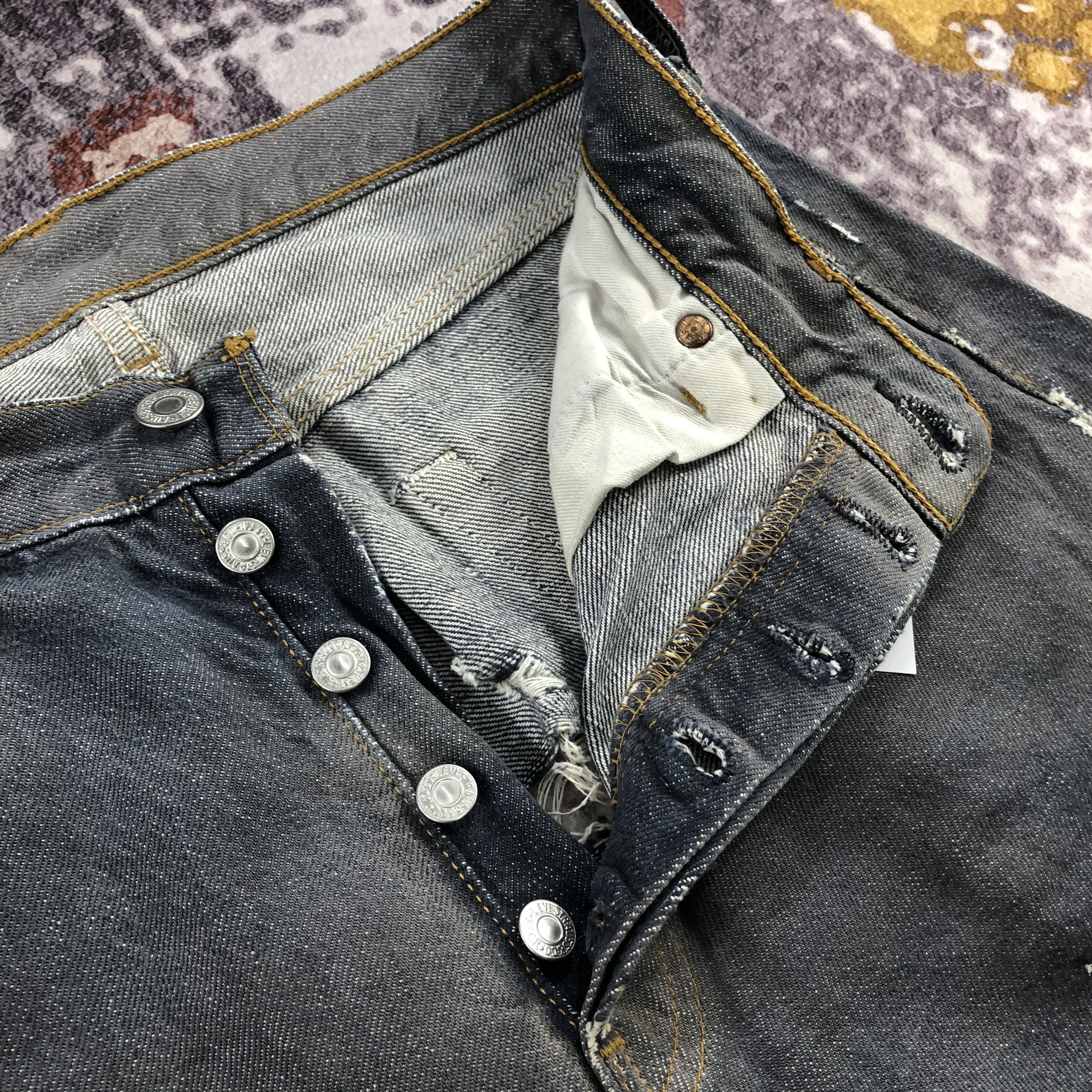 Levi's × Vintage Vintage 90s Levis 501 Ripped Jeans-JM2482 Size US 30 / EU 46 - 13 Thumbnail