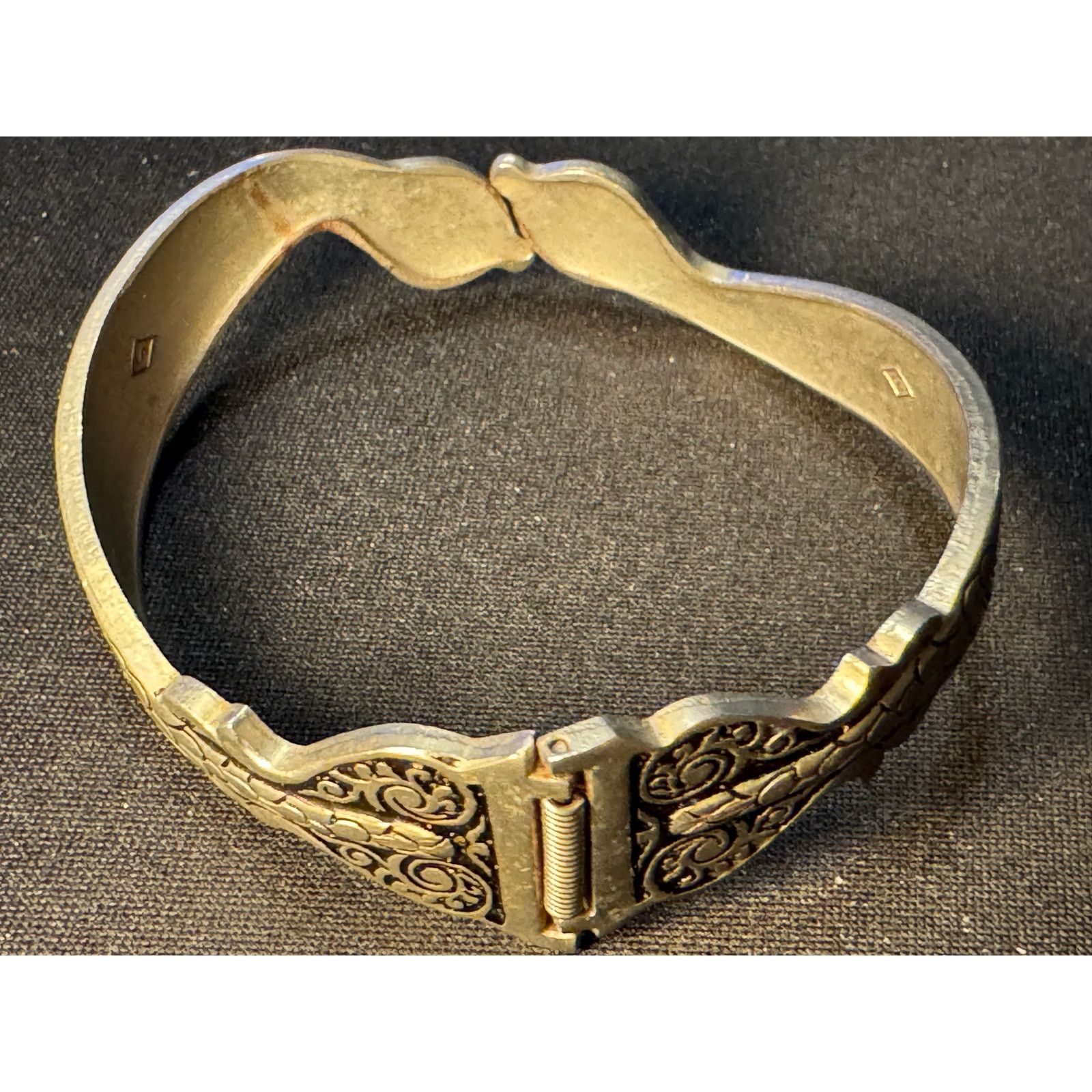 Other Silver Tone Hinged Snake Bracelet Etched Vintage 7in Size ONE SIZE - 4 Thumbnail