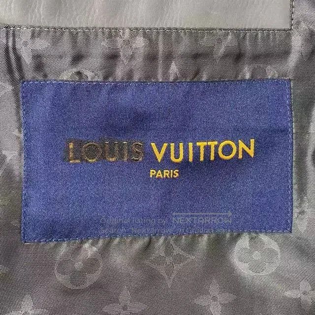 Louis Vuitton LV Embossed Logo Lapel Zip Jacket. Size US S / EU 44-46 / 1 - 4 Thumbnail