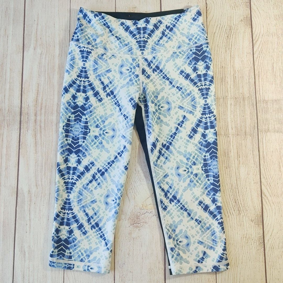 Victoria's Secret Victoria's Secret VSX Knockout Crop Yoga Pants sz S Size 27" / US 4 / IT 40 - 1 Thumbnail