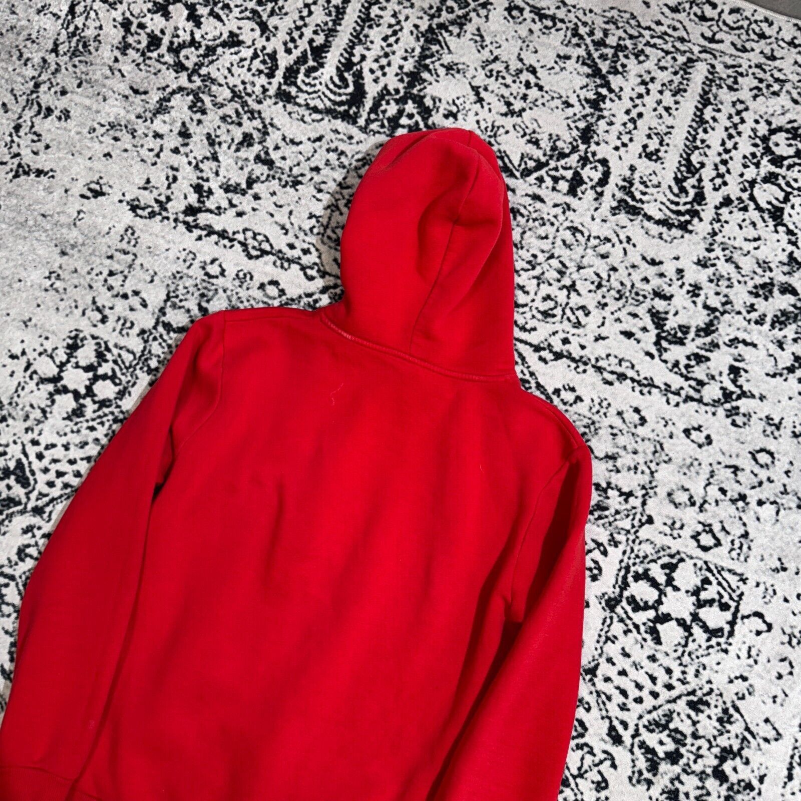 Vintage Vintage Red Cotton Hoodie Size L Liverpool FC Y2K Soccer Size US L / EU 52-54 / 3 - 9 Thumbnail